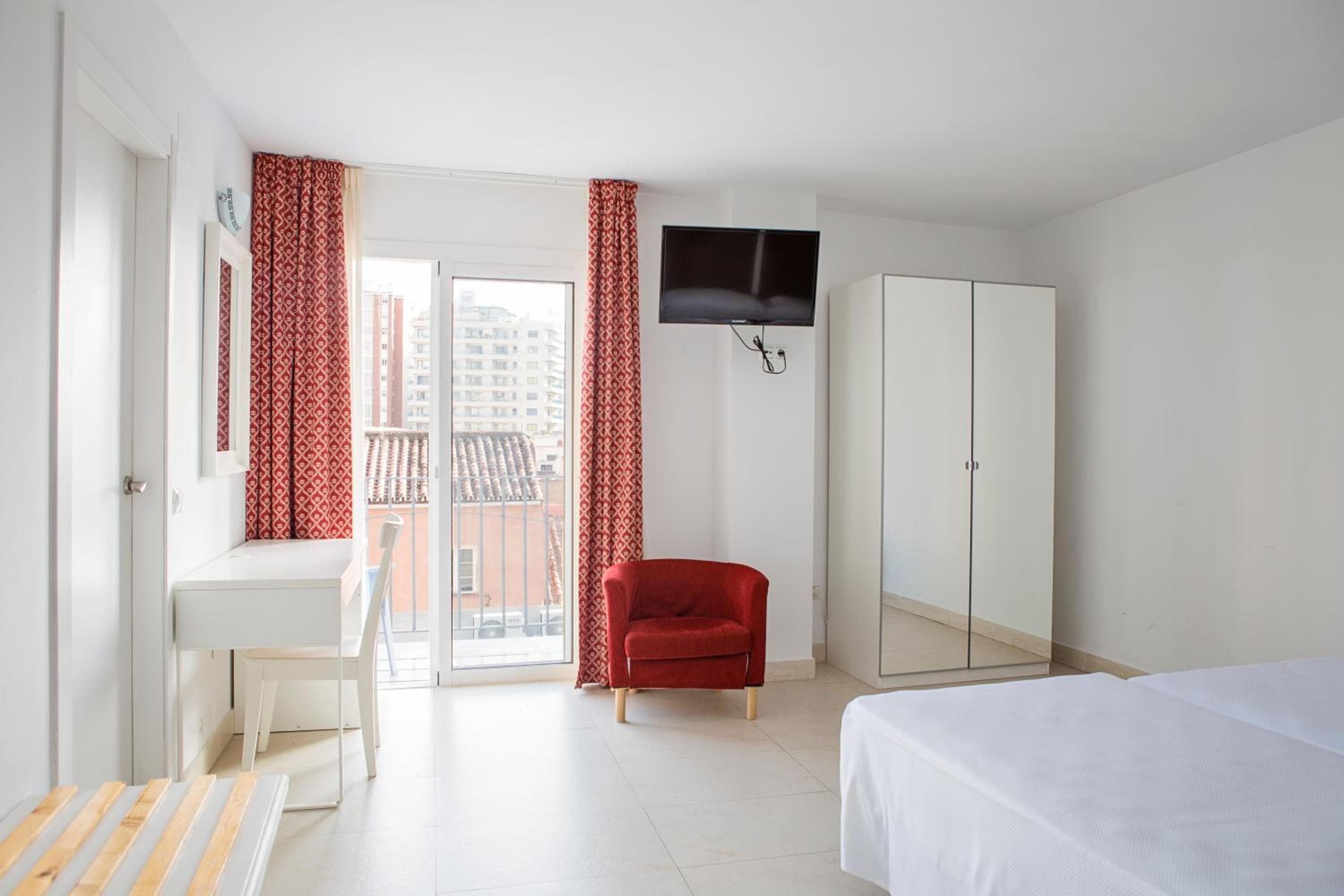Hotel Eliseos — 16