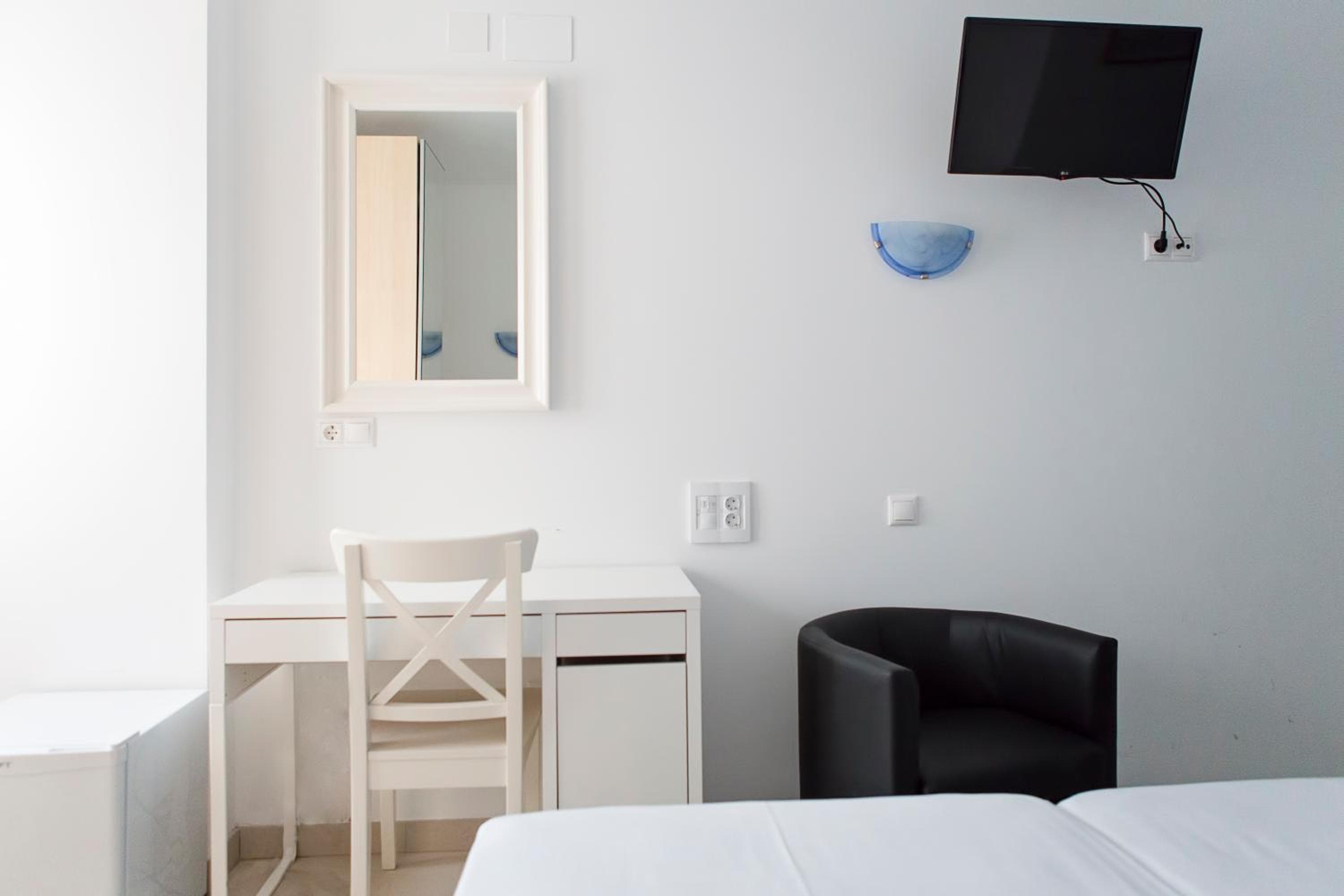 Hotel Eliseos — 15