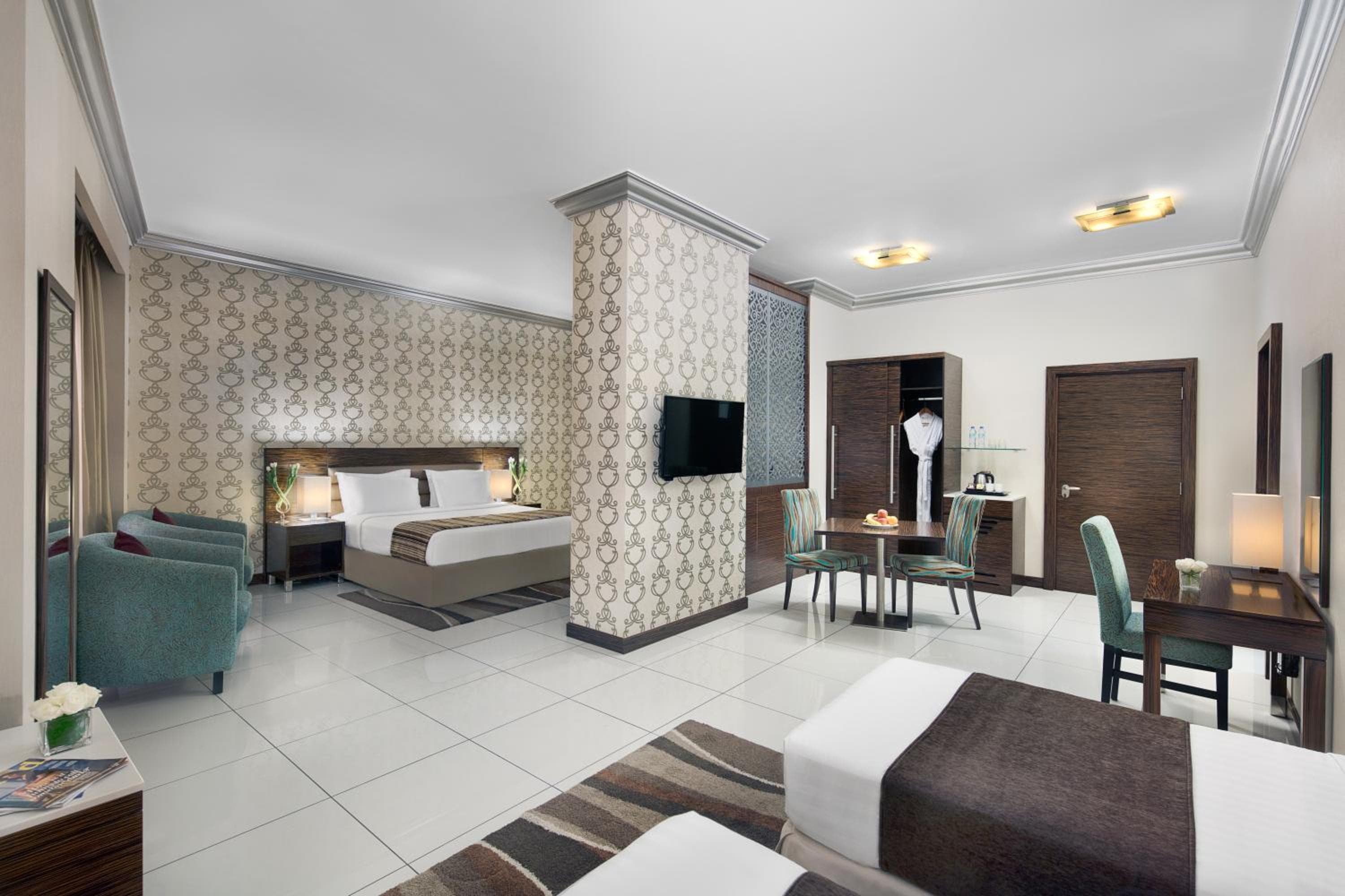 Gateway Hotel — 19