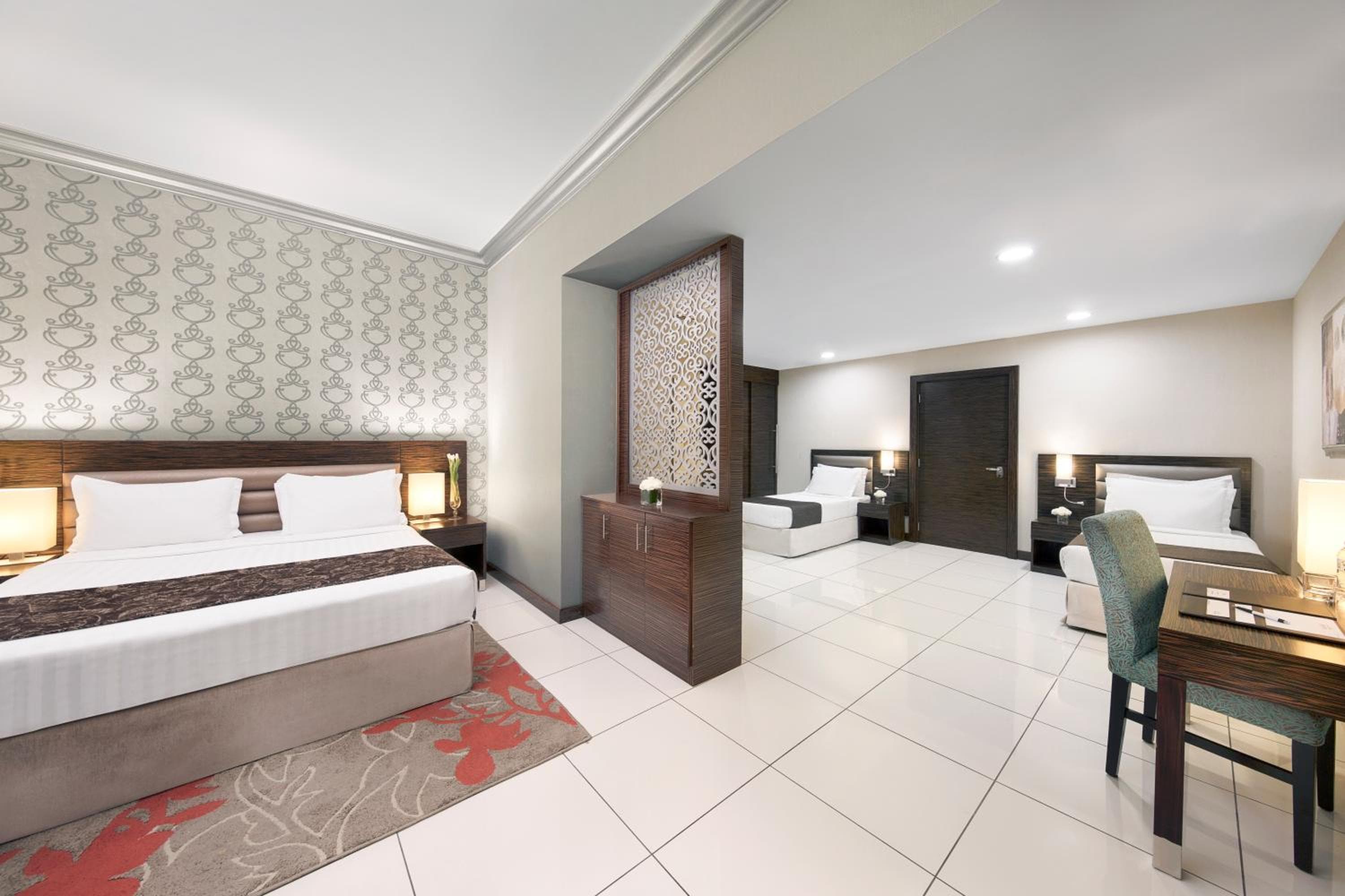 Gateway Hotel — 18