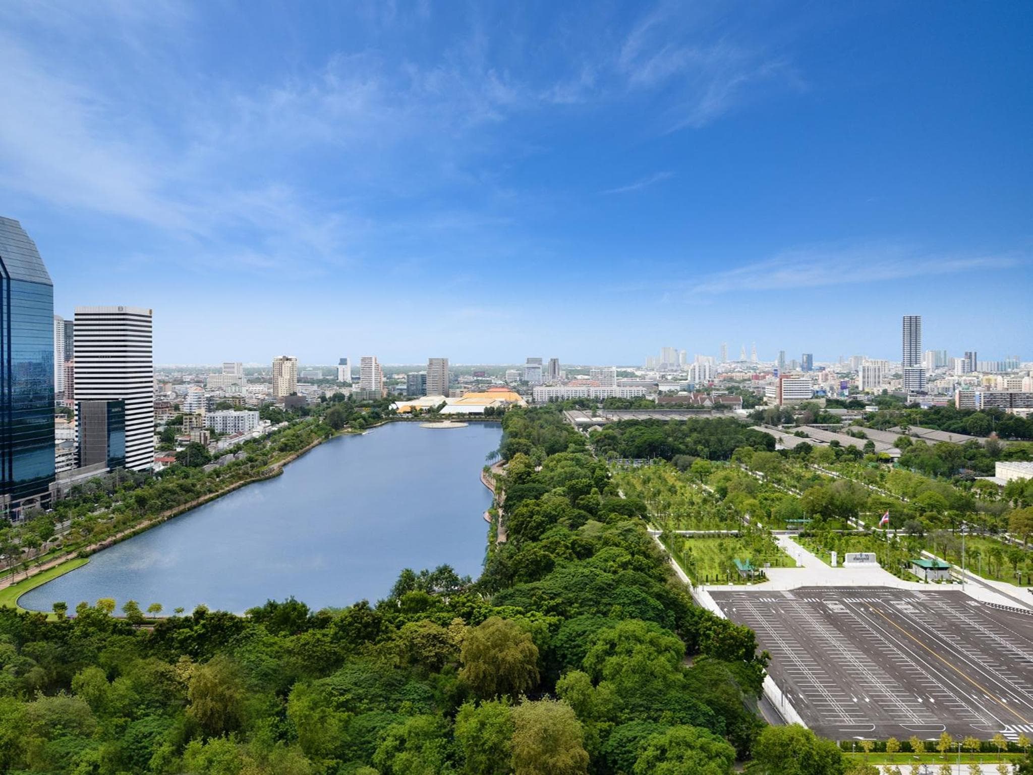 Centre Point Sukhumvit 10 — 4
