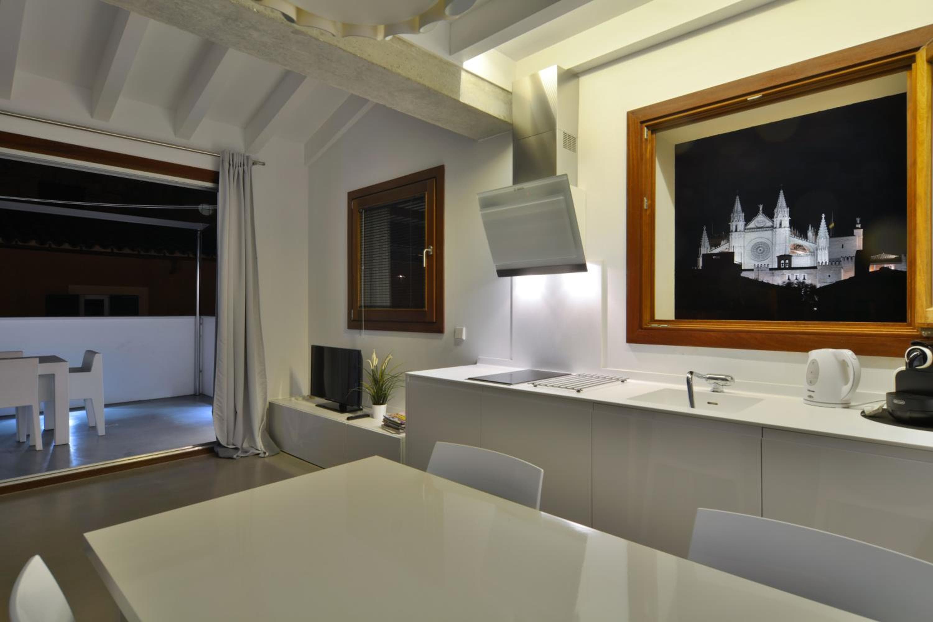 Lonja Suites Apartments — 8