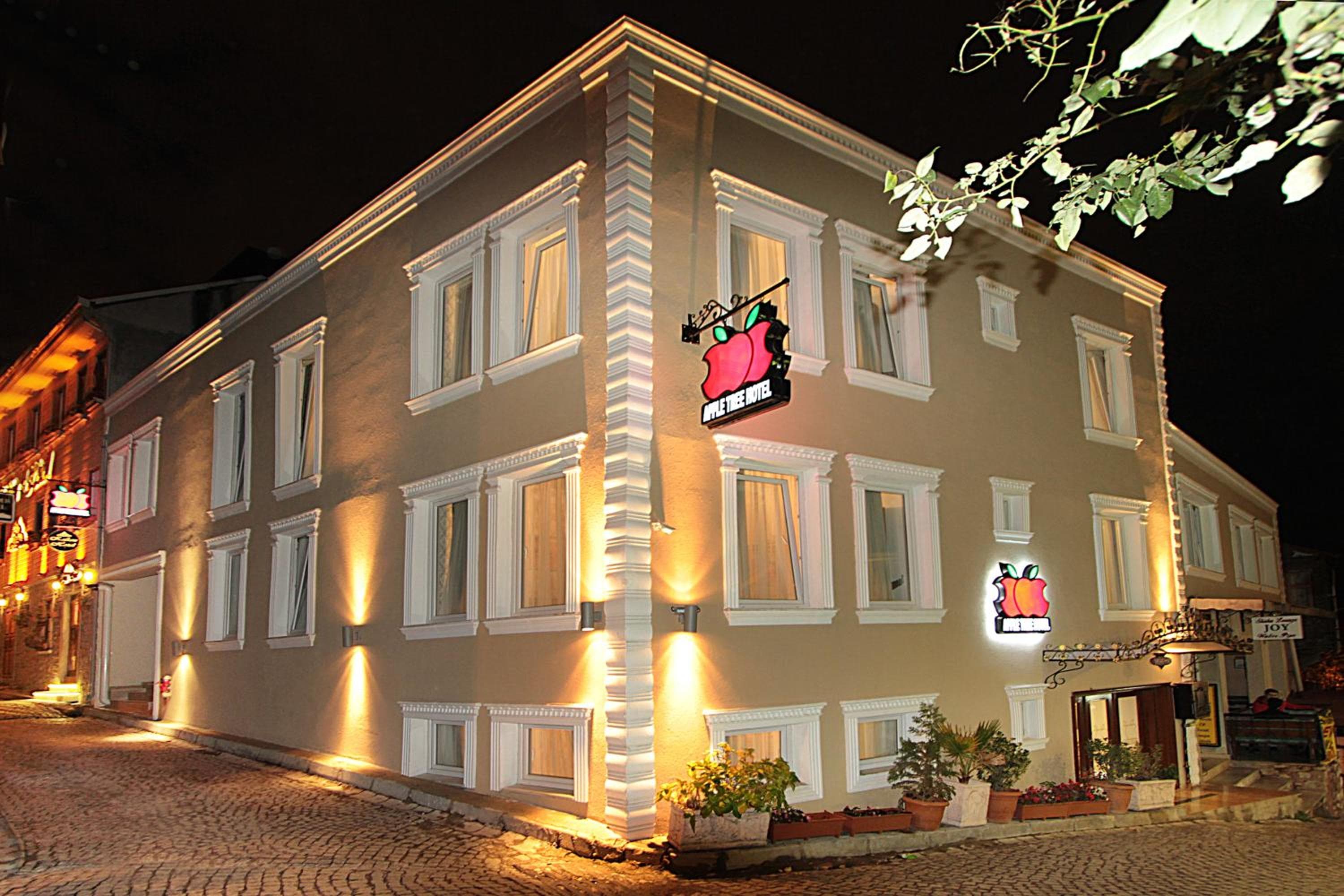 Hotel Manzano — 1