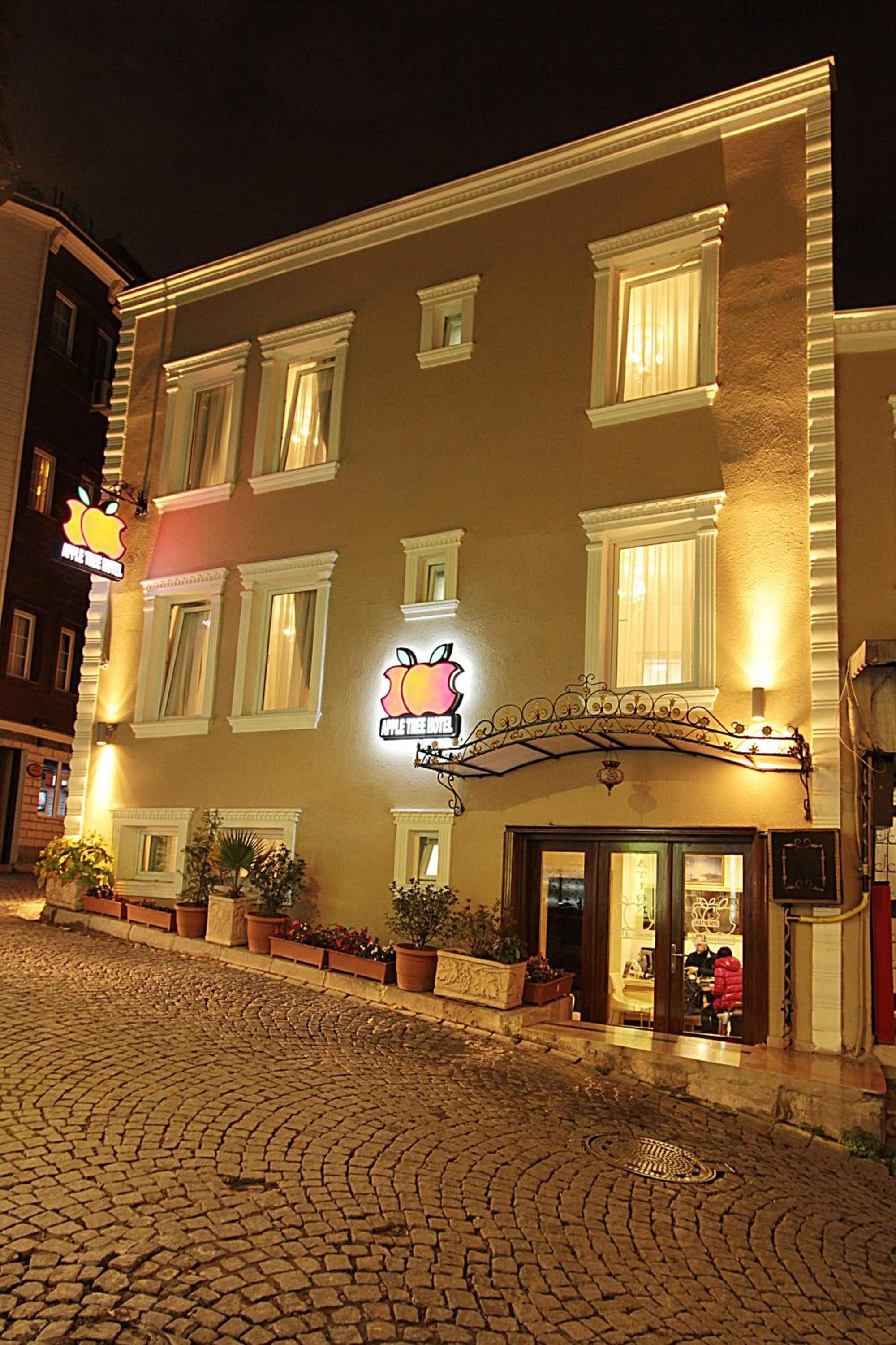 Apple Tree Hotel — 27