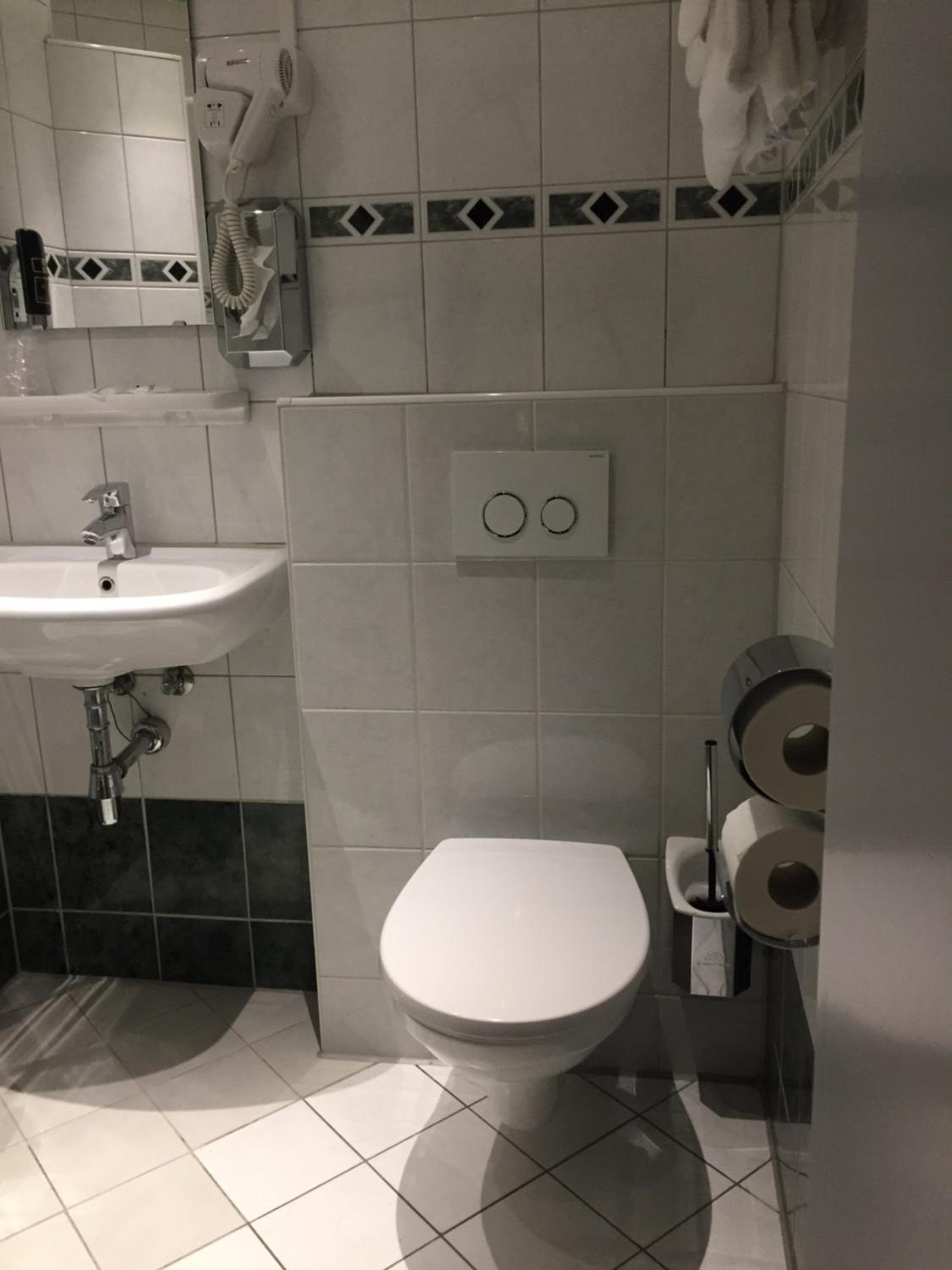Hotel Luxer — 22