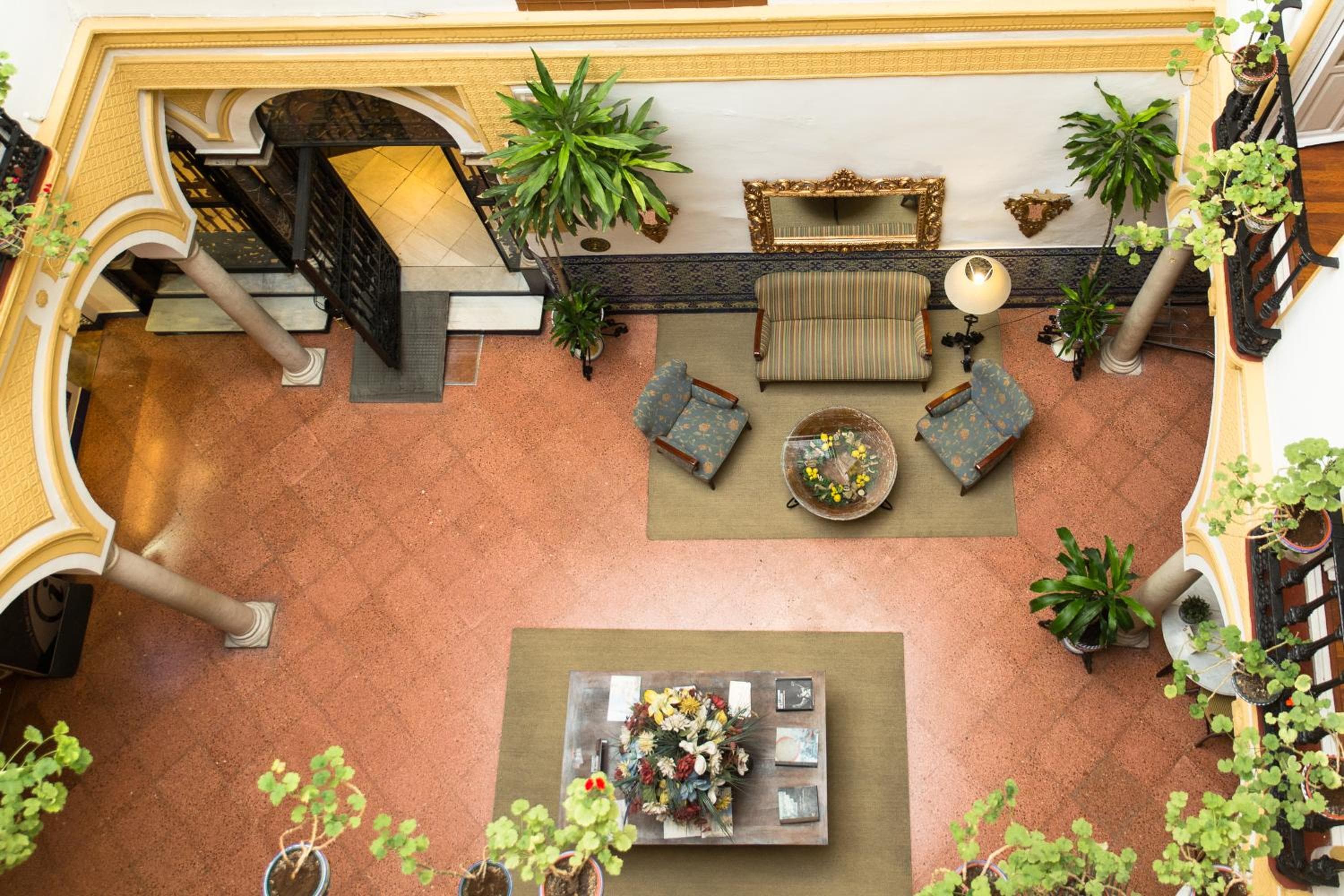 Hotel Abanico — 16