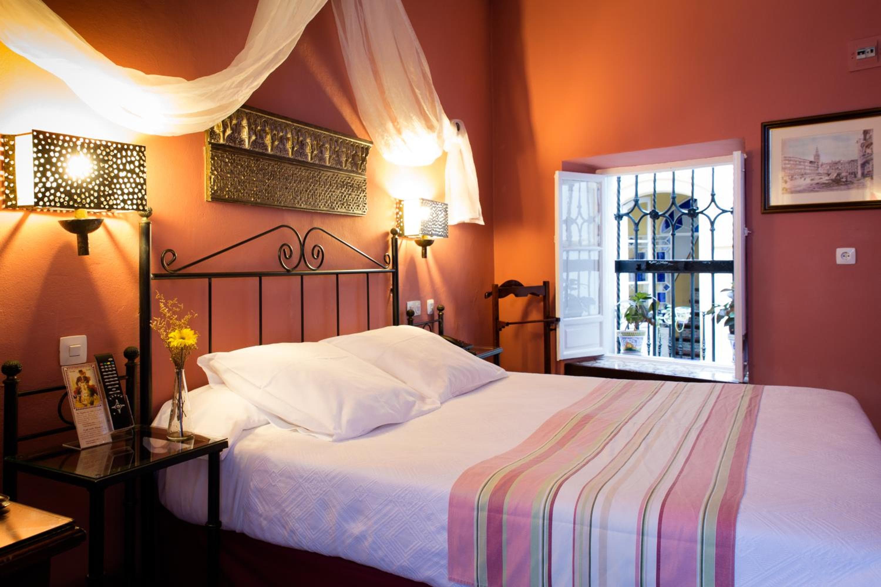 Hotel Abanico — 8