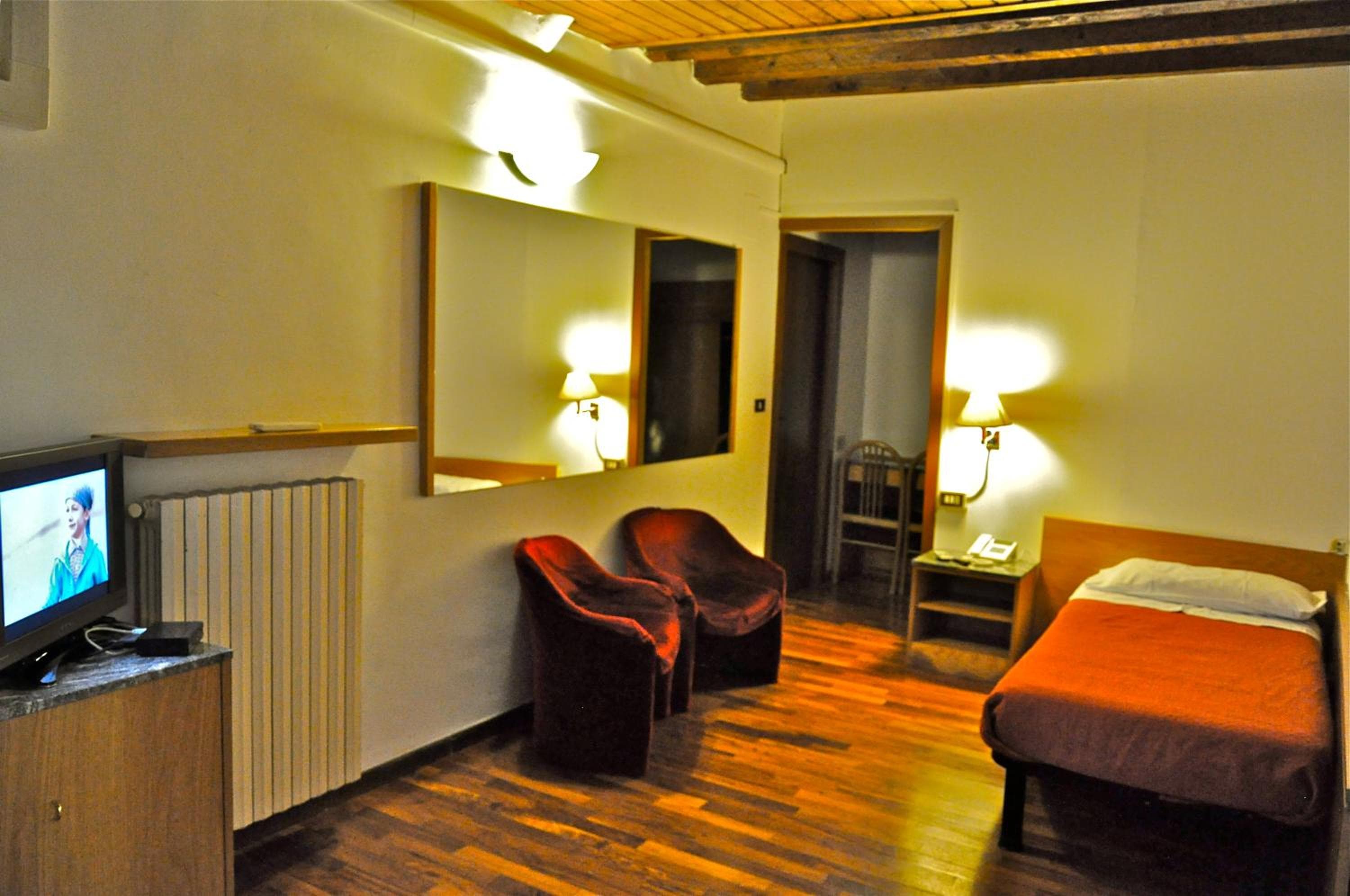 Hotel Vecchia Milano — 13
