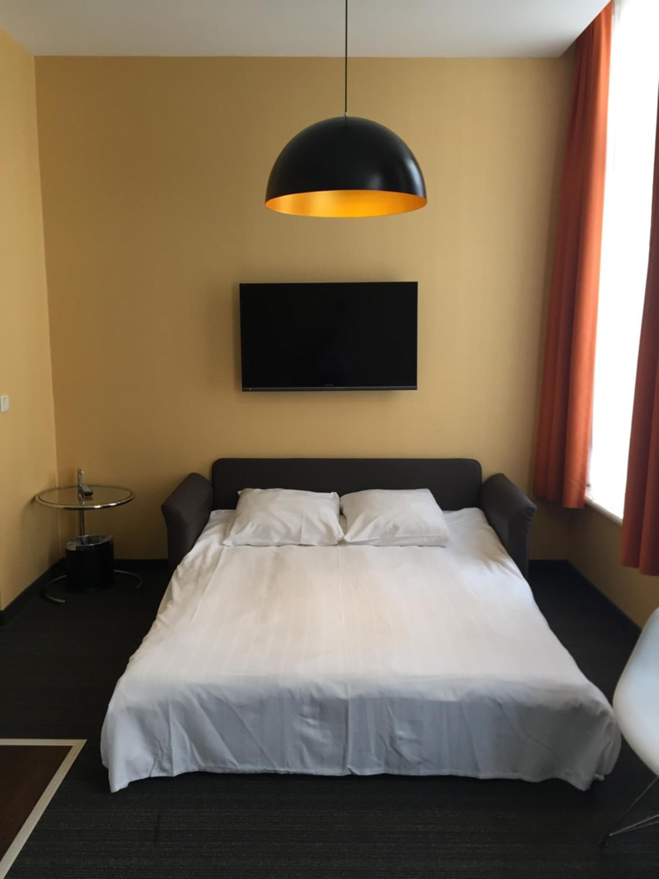 Goldenes Herrenhaus Aparthotel — 23