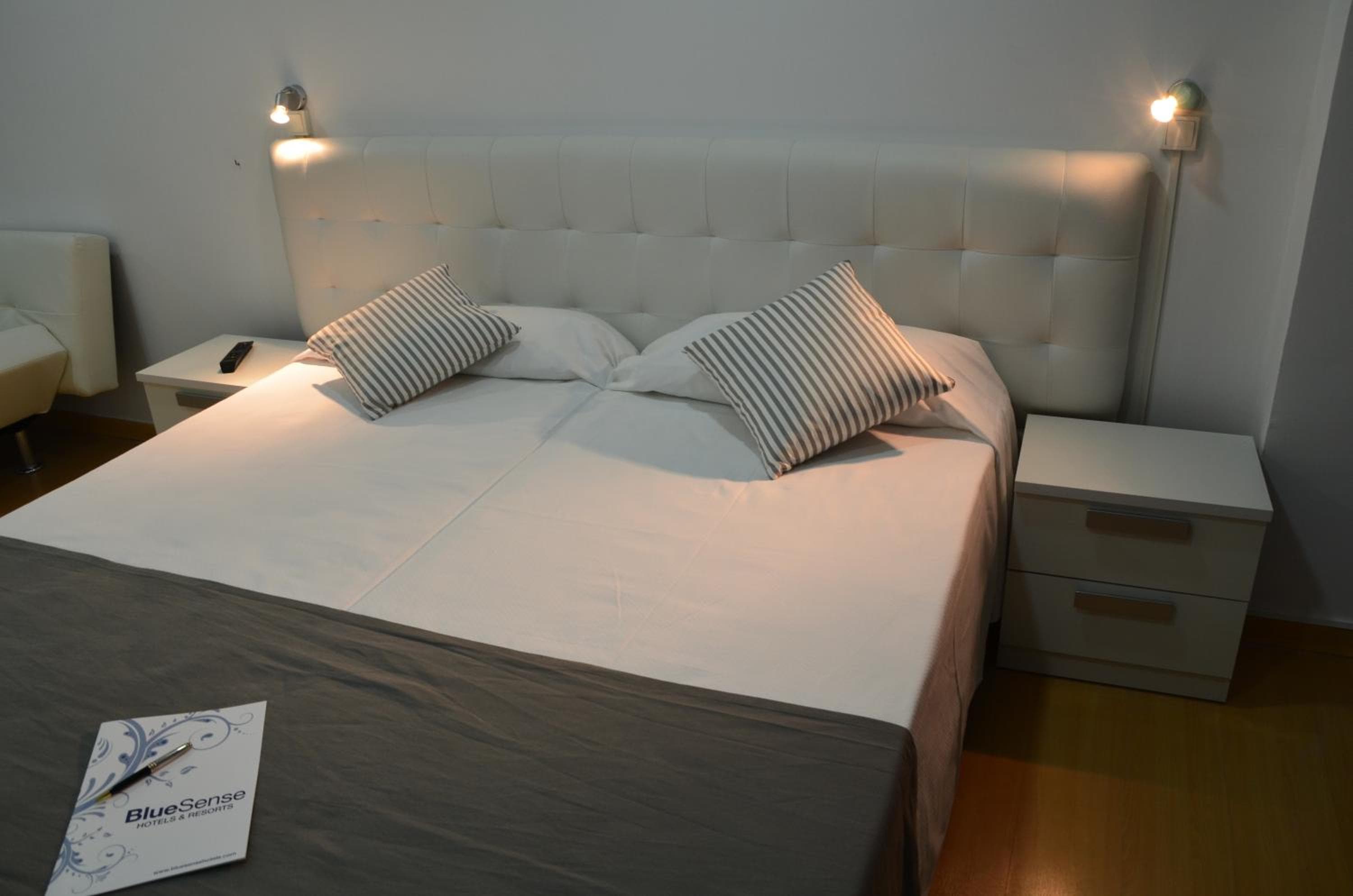 Boutique Urban Madrid Génova — 24