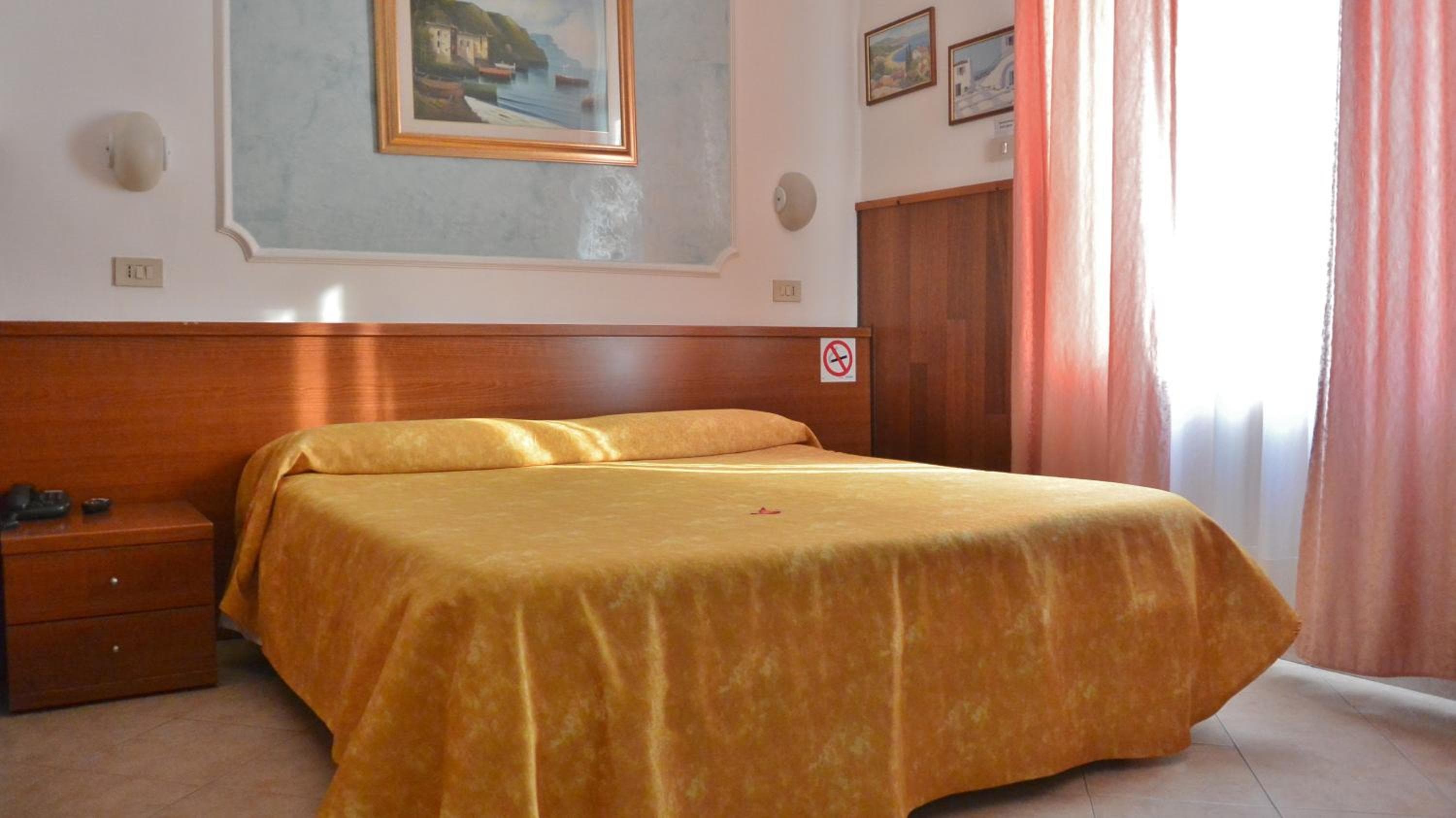 Hotel Mignon — 26