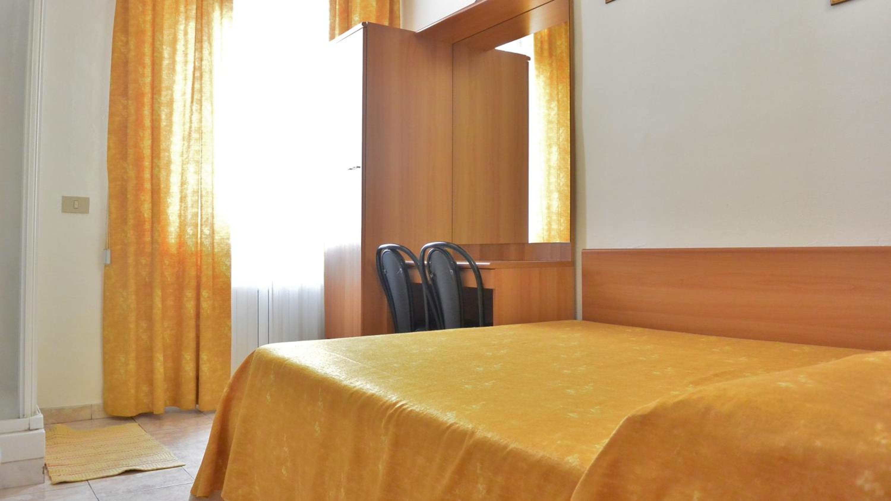Hotel Mignon — 28