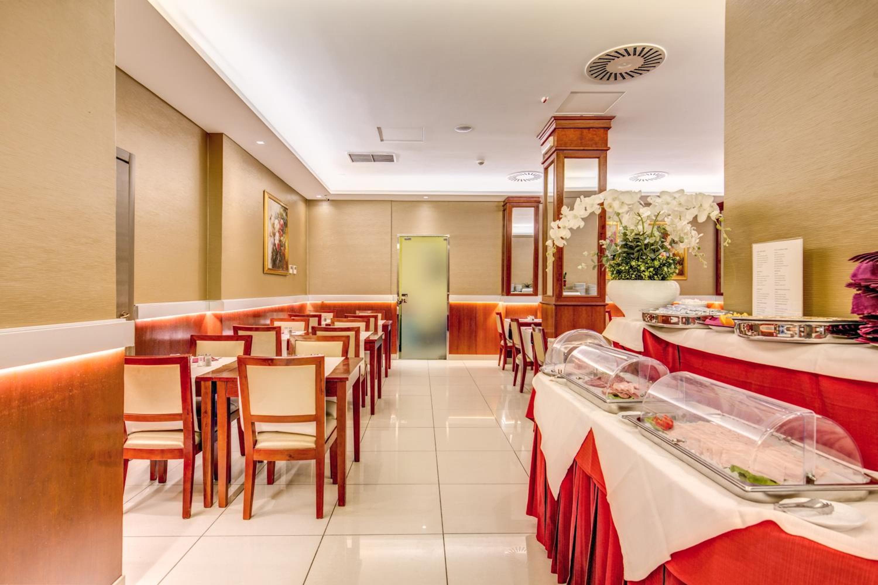 Augusta Lucilla Palace hotel, Via Massimo D'Azeglio 24, Rome, Italy — photo 52