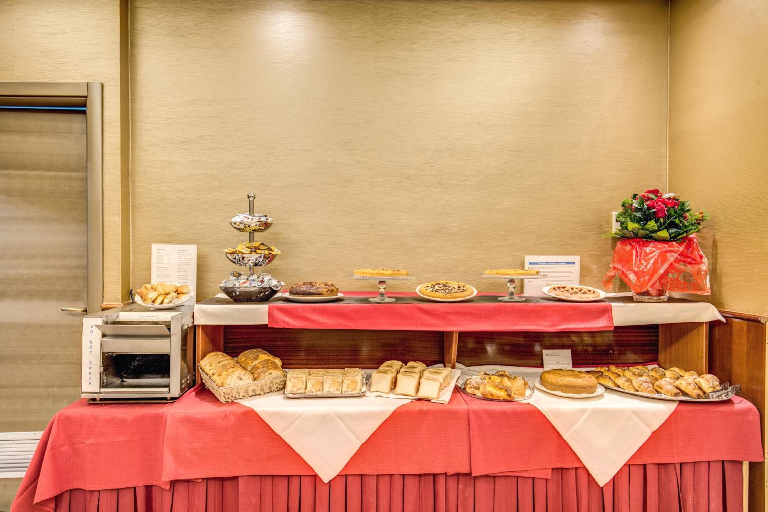 Augusta Lucilla Palace hotel, Via Massimo D'Azeglio 24, Rome, Italy — photo 49