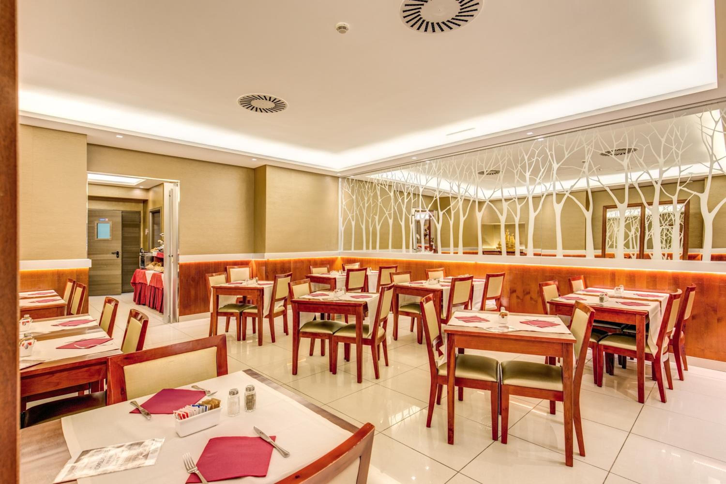 Augusta Lucilla Palace hotel, Via Massimo D'Azeglio 24, Rome, Italy — photo 26