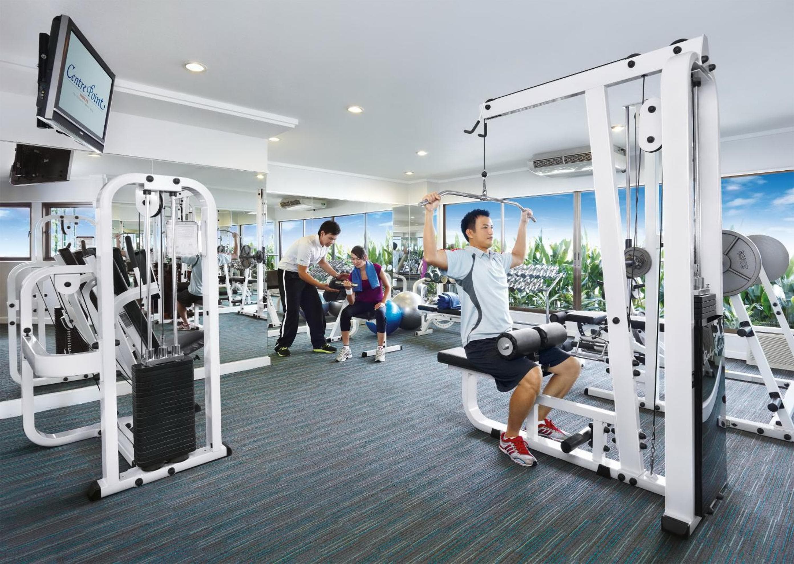 Centre Point Plus Hotel Pratunam — 10