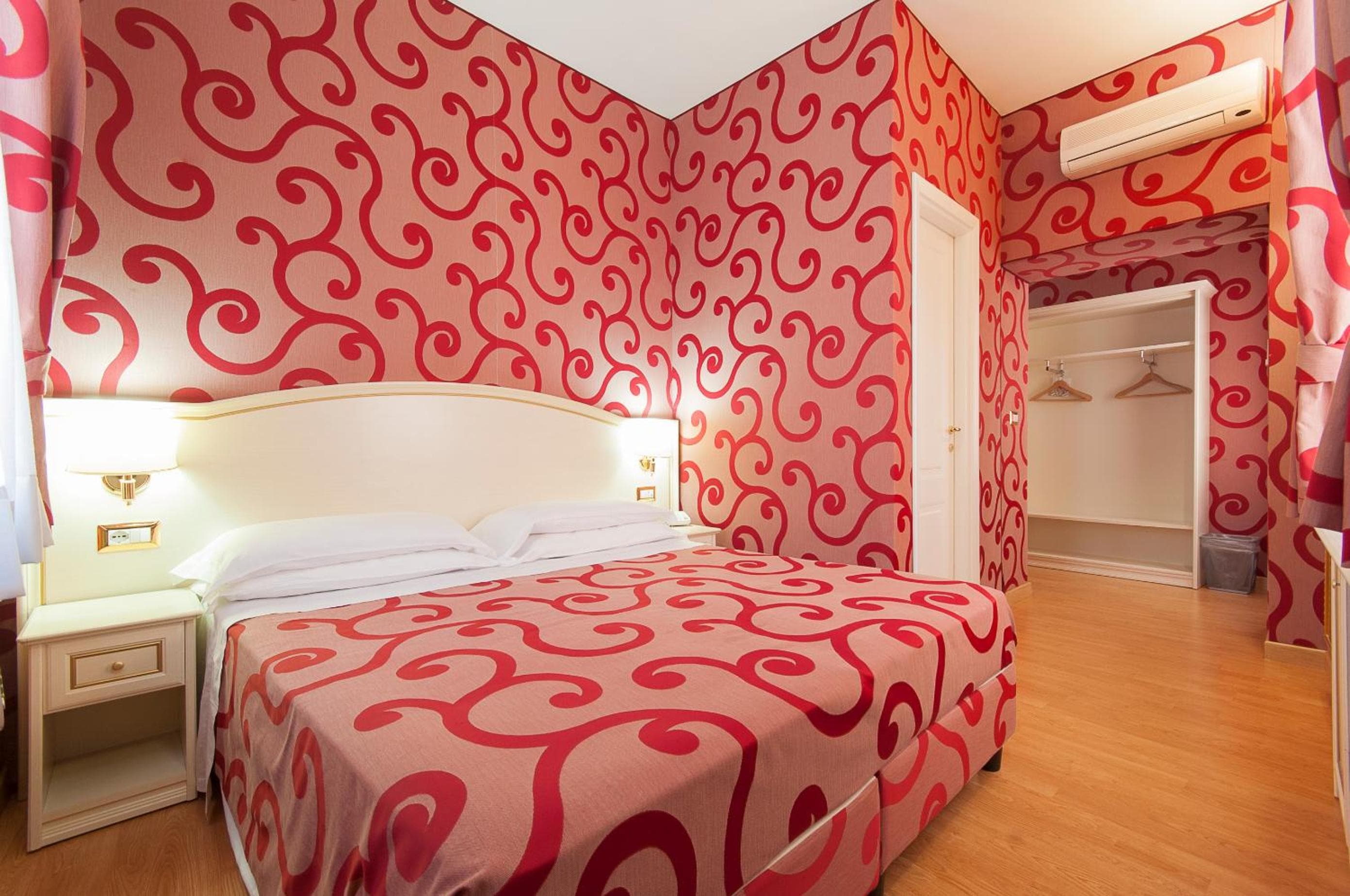 Trevi 41 Hotel — 12