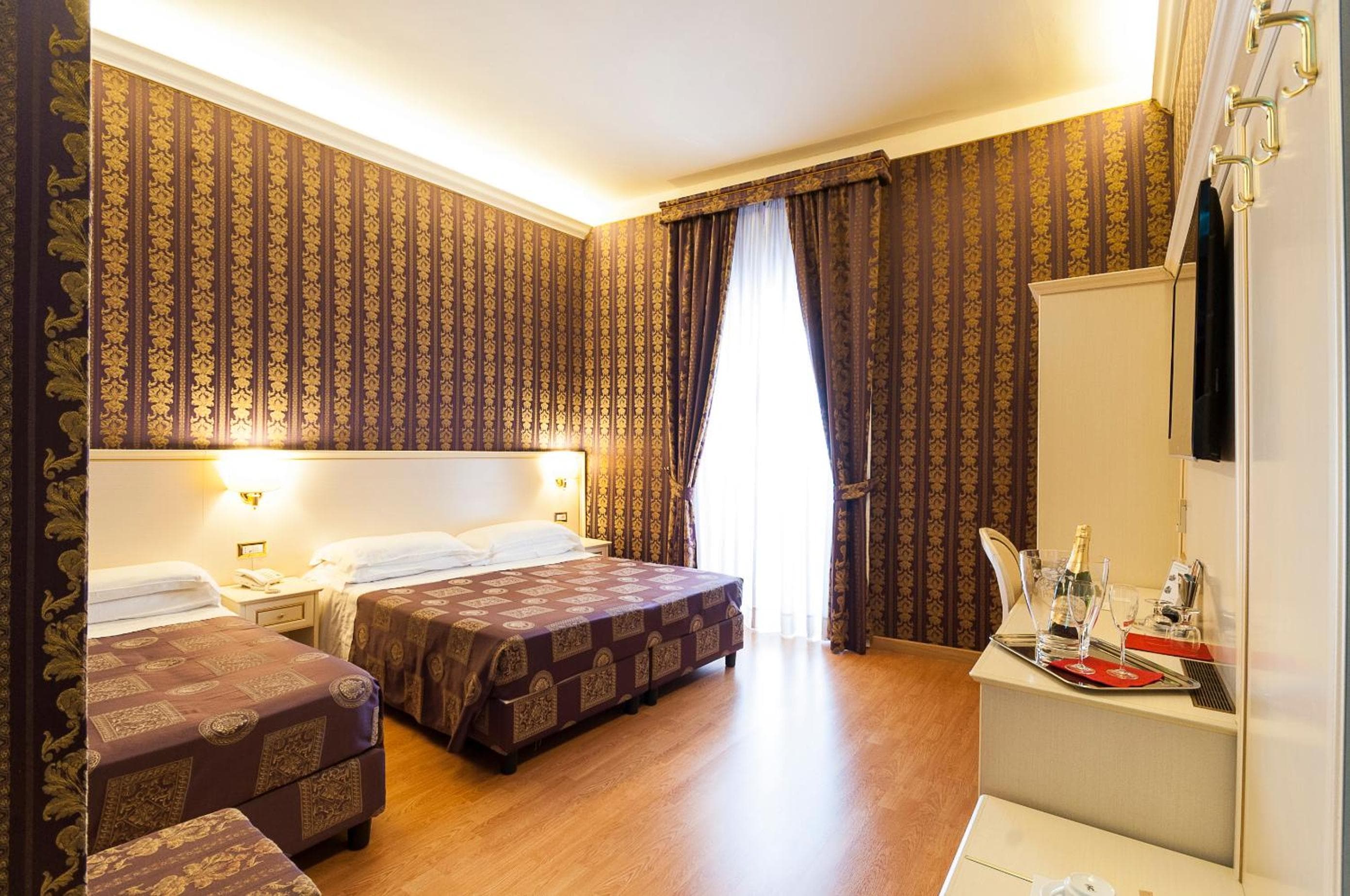 Trevi 41 Hotel — 14