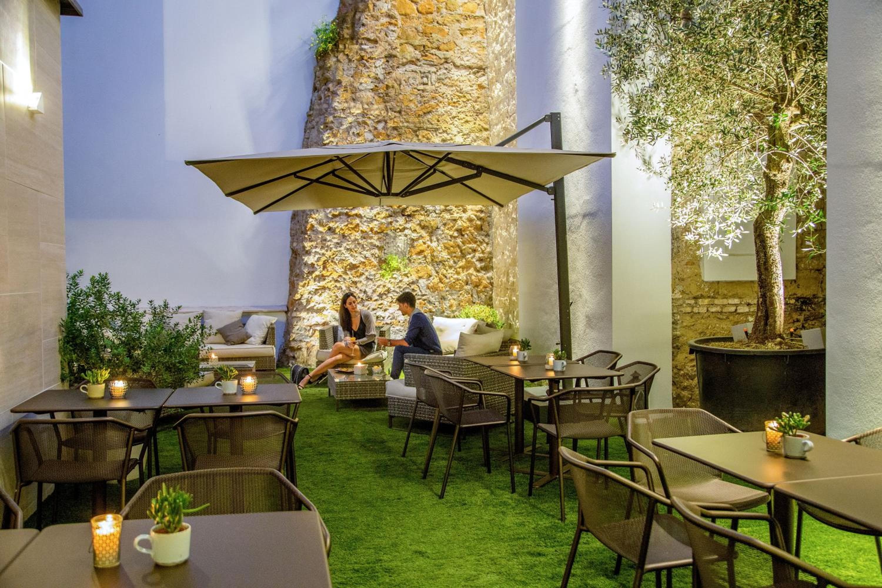 Best Western Plus Hotel Spring House — 15