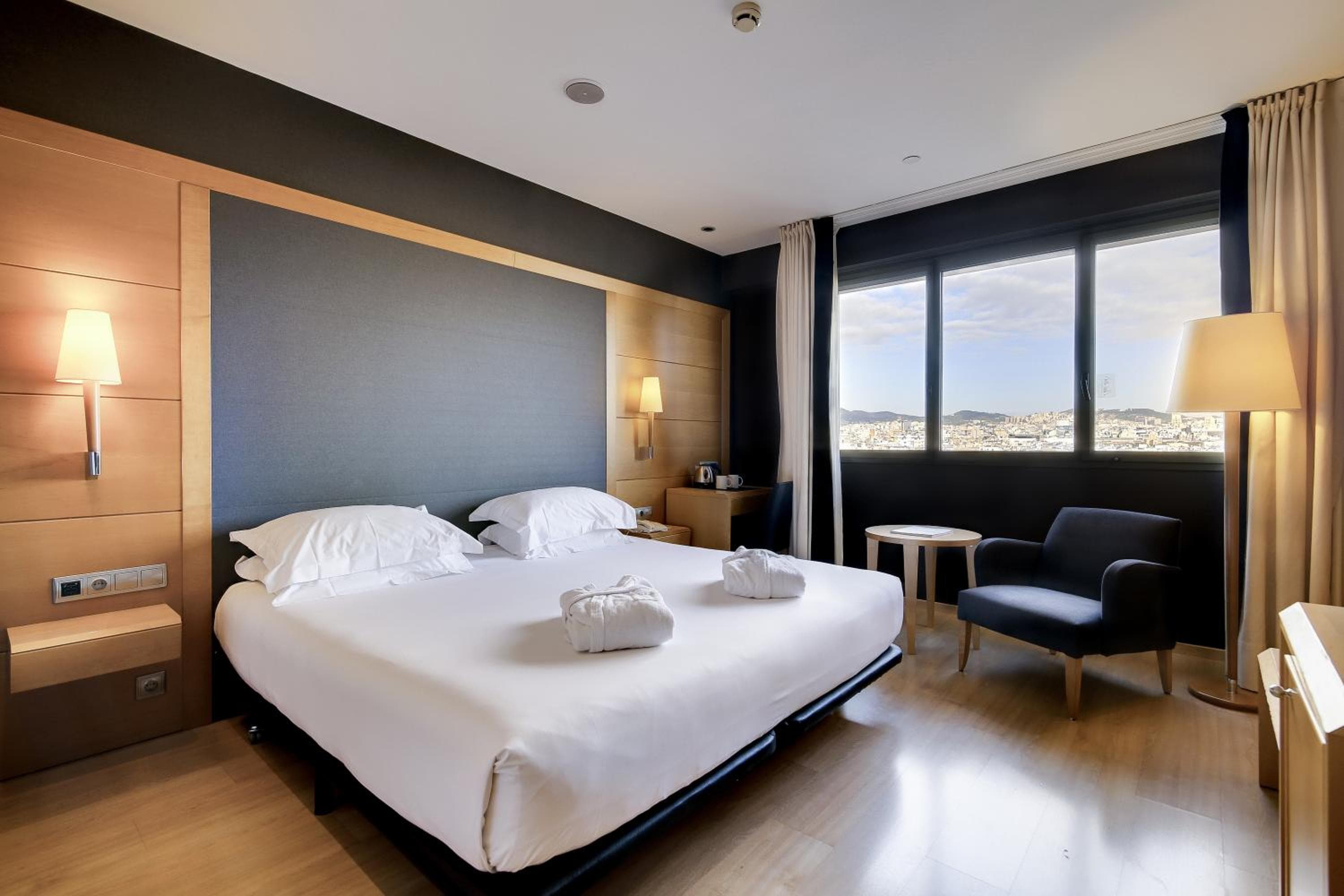 Hotel Barcelona Universal — 22