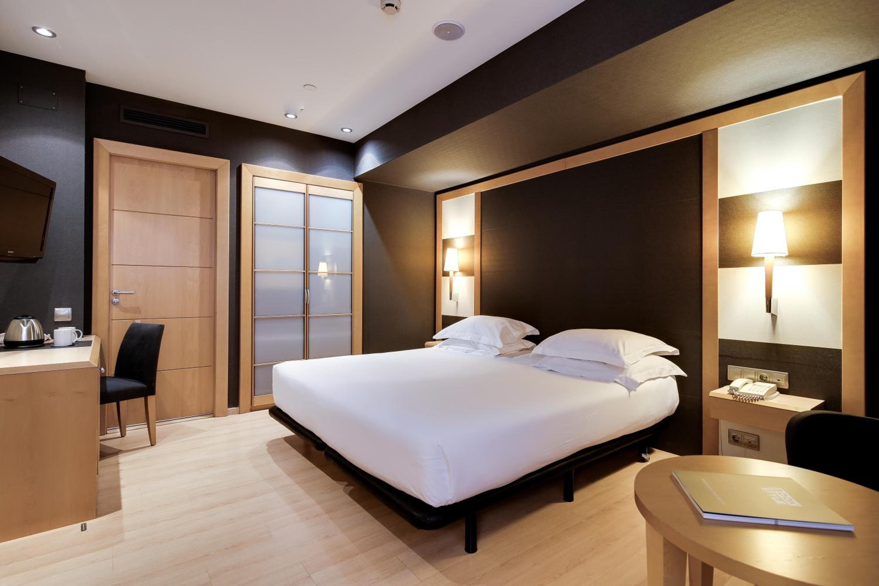 Hotel Barcelona Universal — 23
