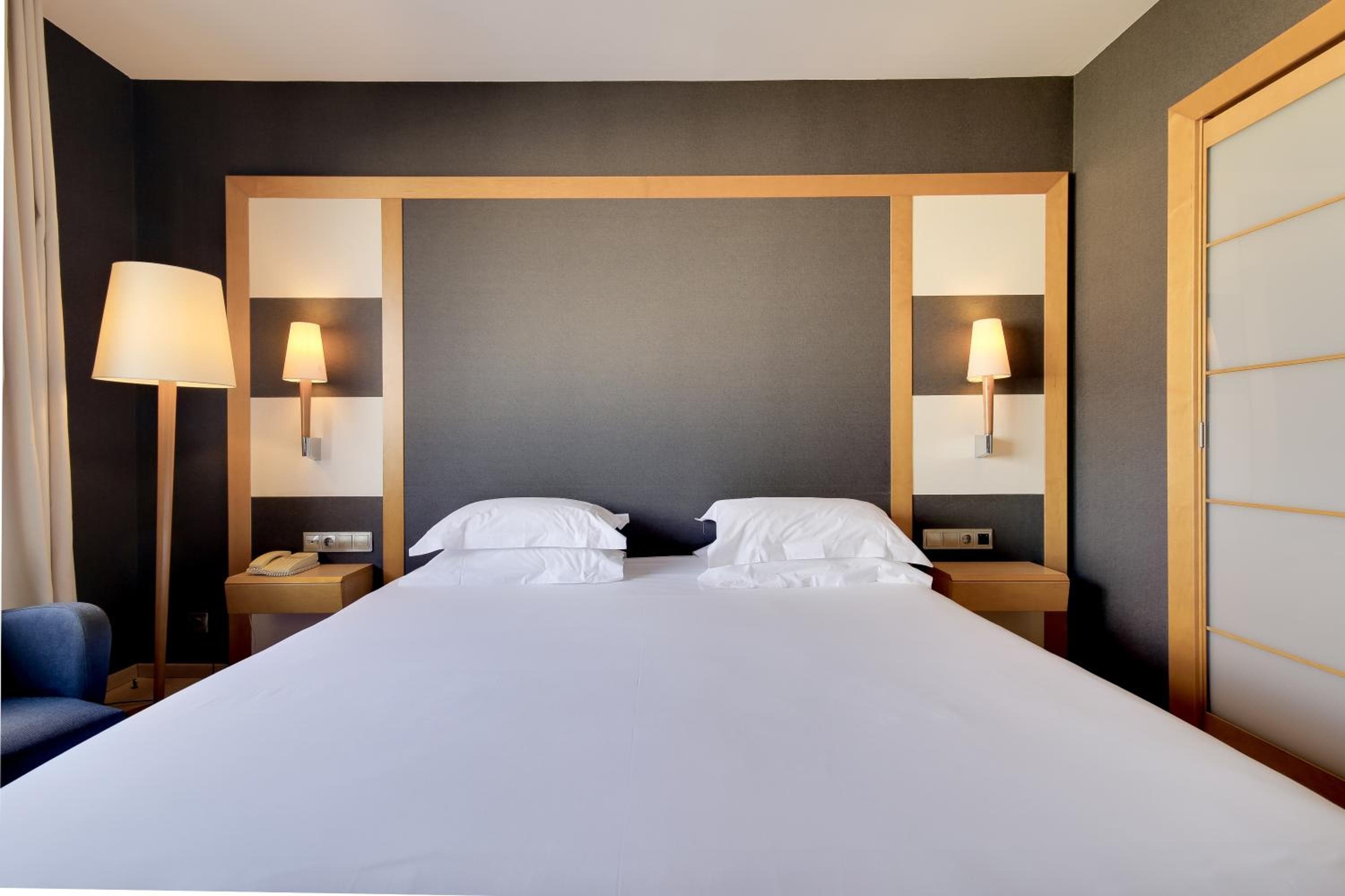 Hotel Barcelona Universal — 28