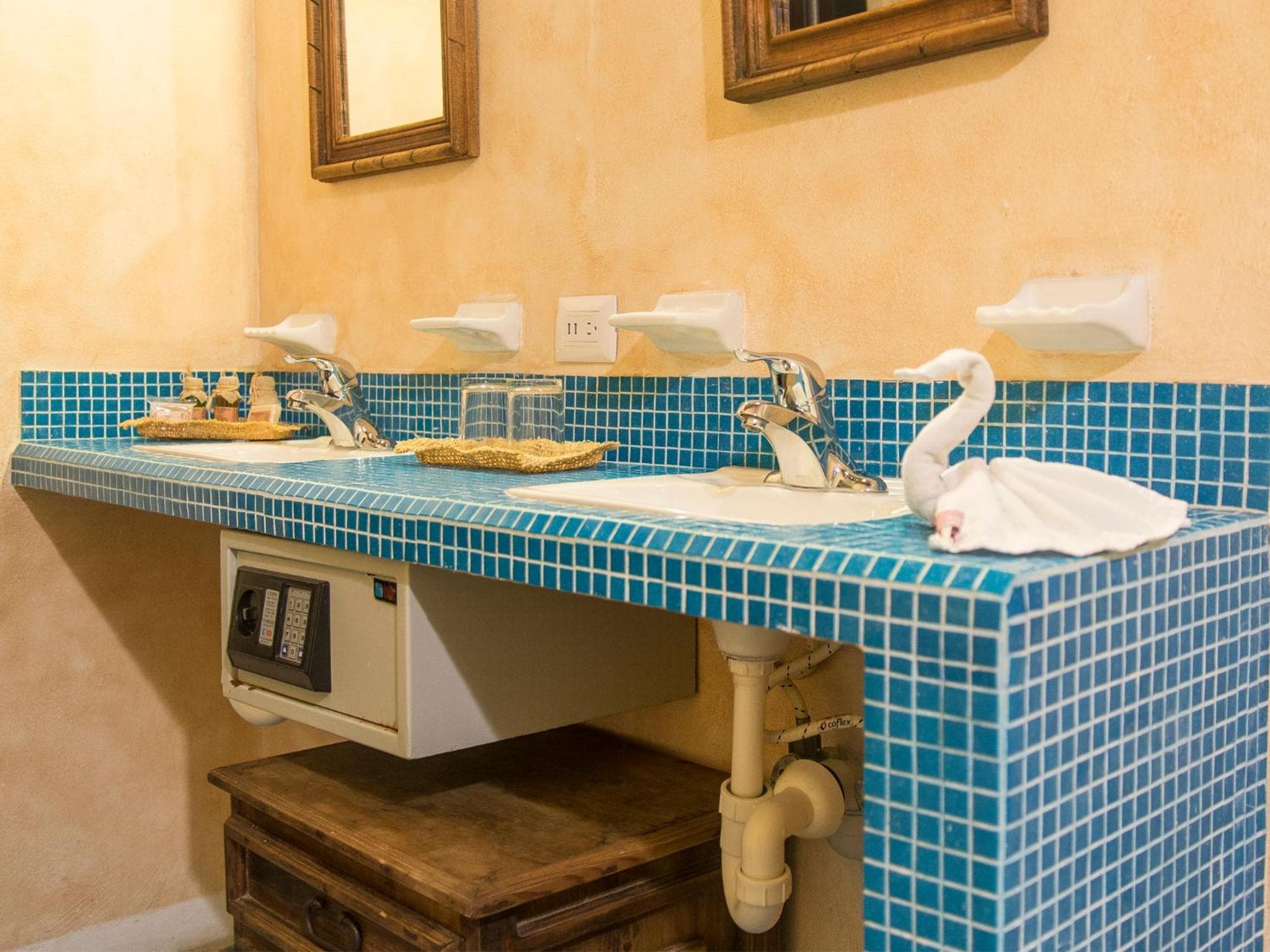 Barrio Latino Hotel Centro by Bestoffer Stays — 29