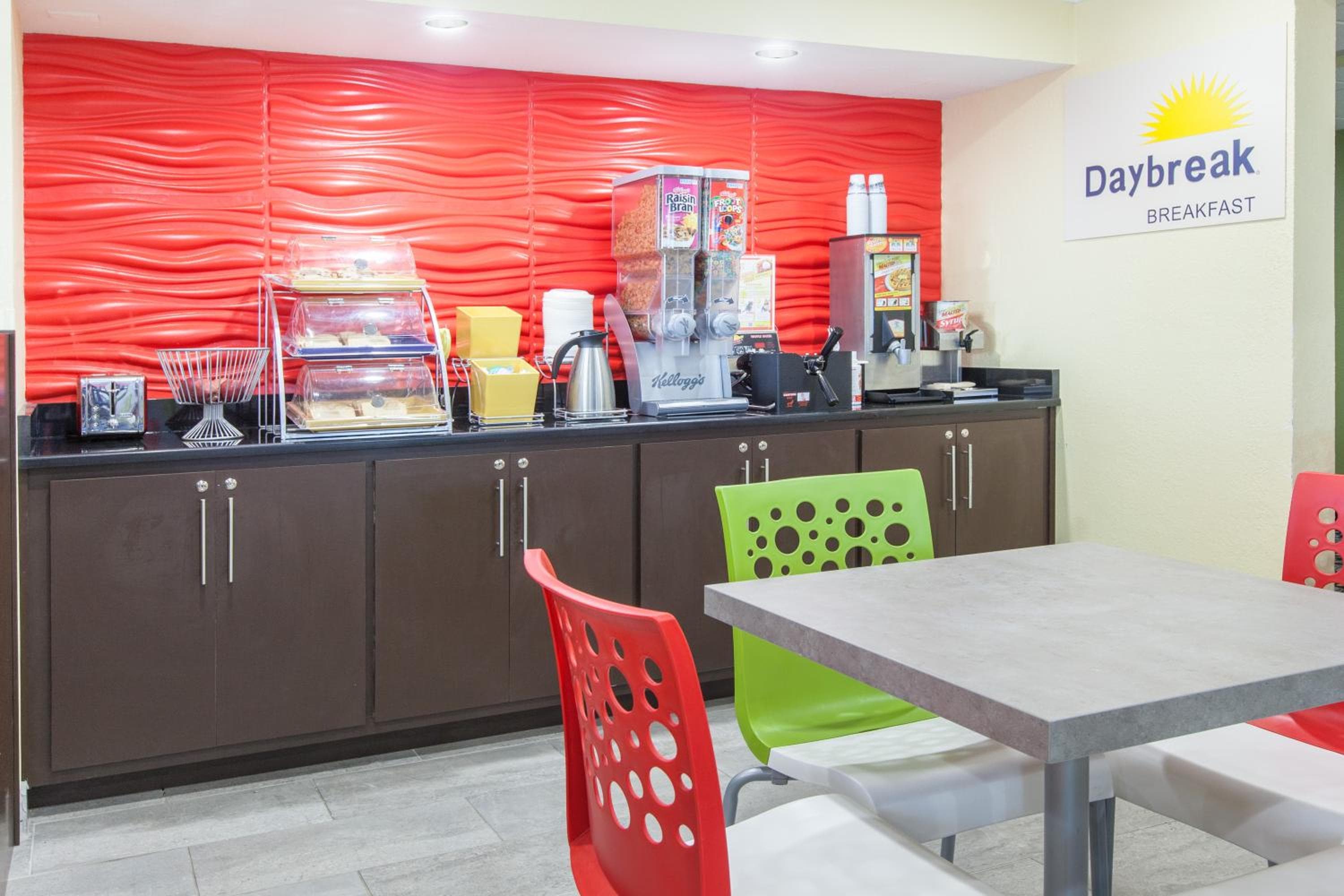 Days Inn by Wyndham Miami — 18