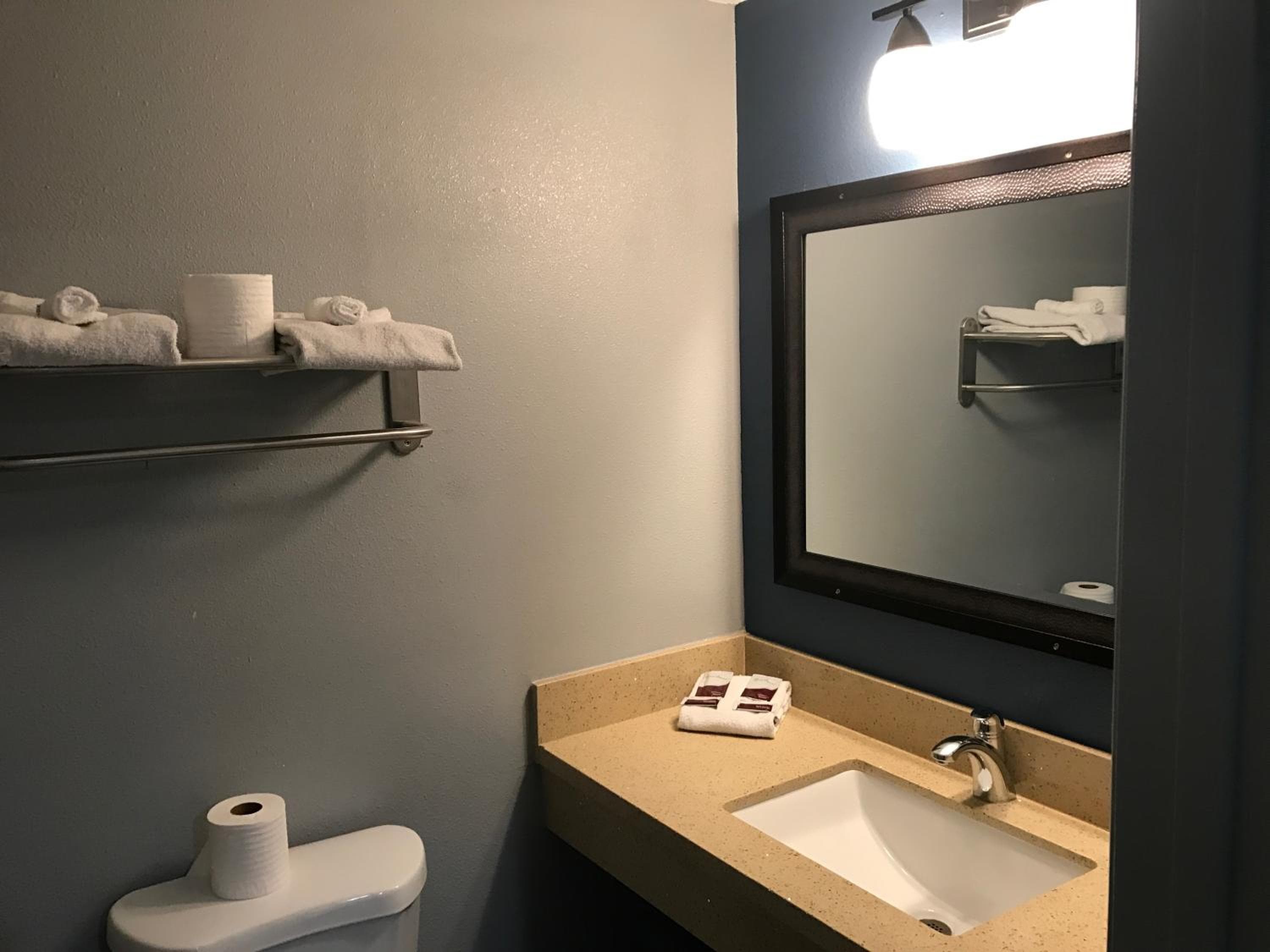 Empire Inn — 5