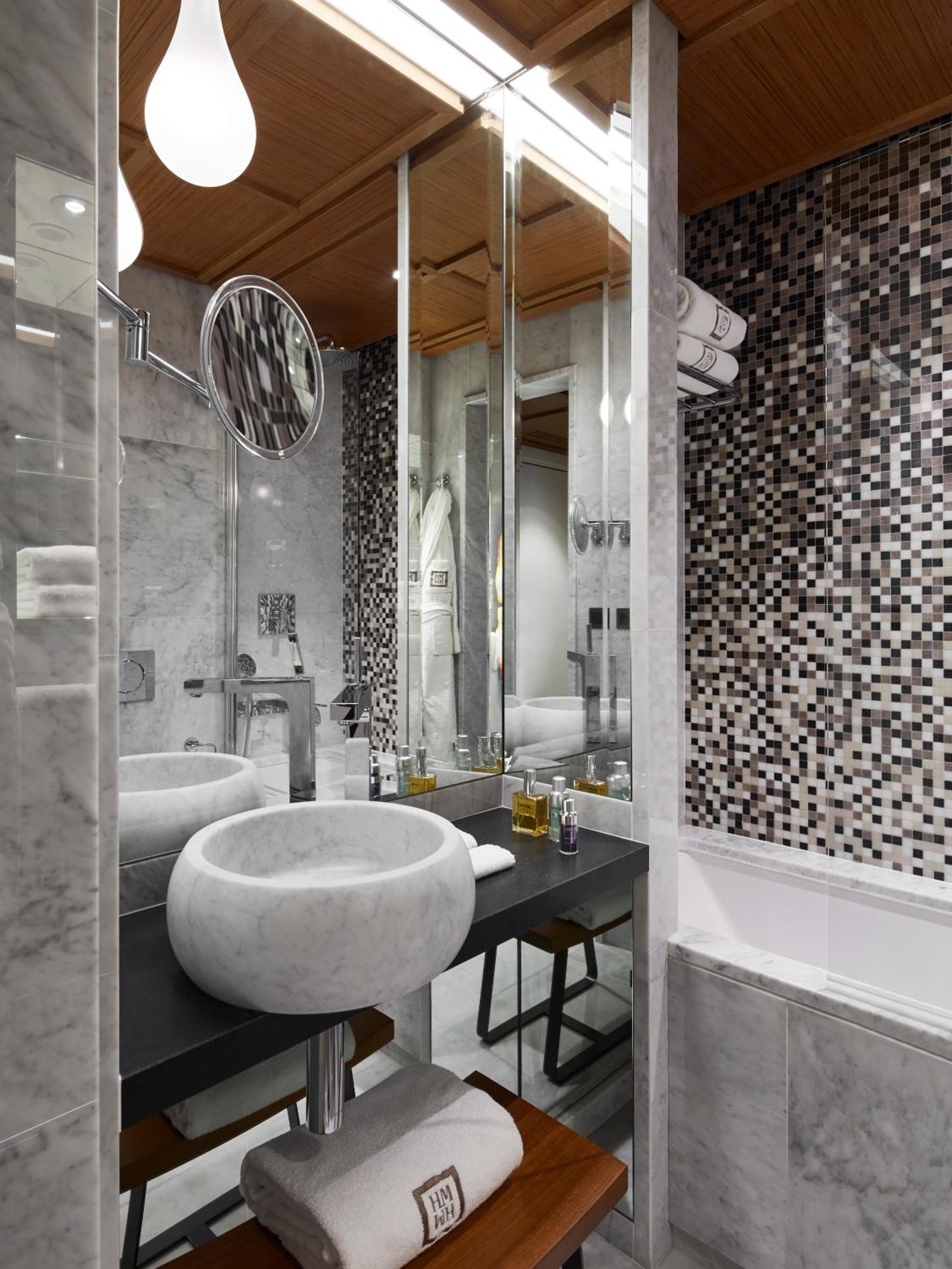 Hotel Montalembert — 14