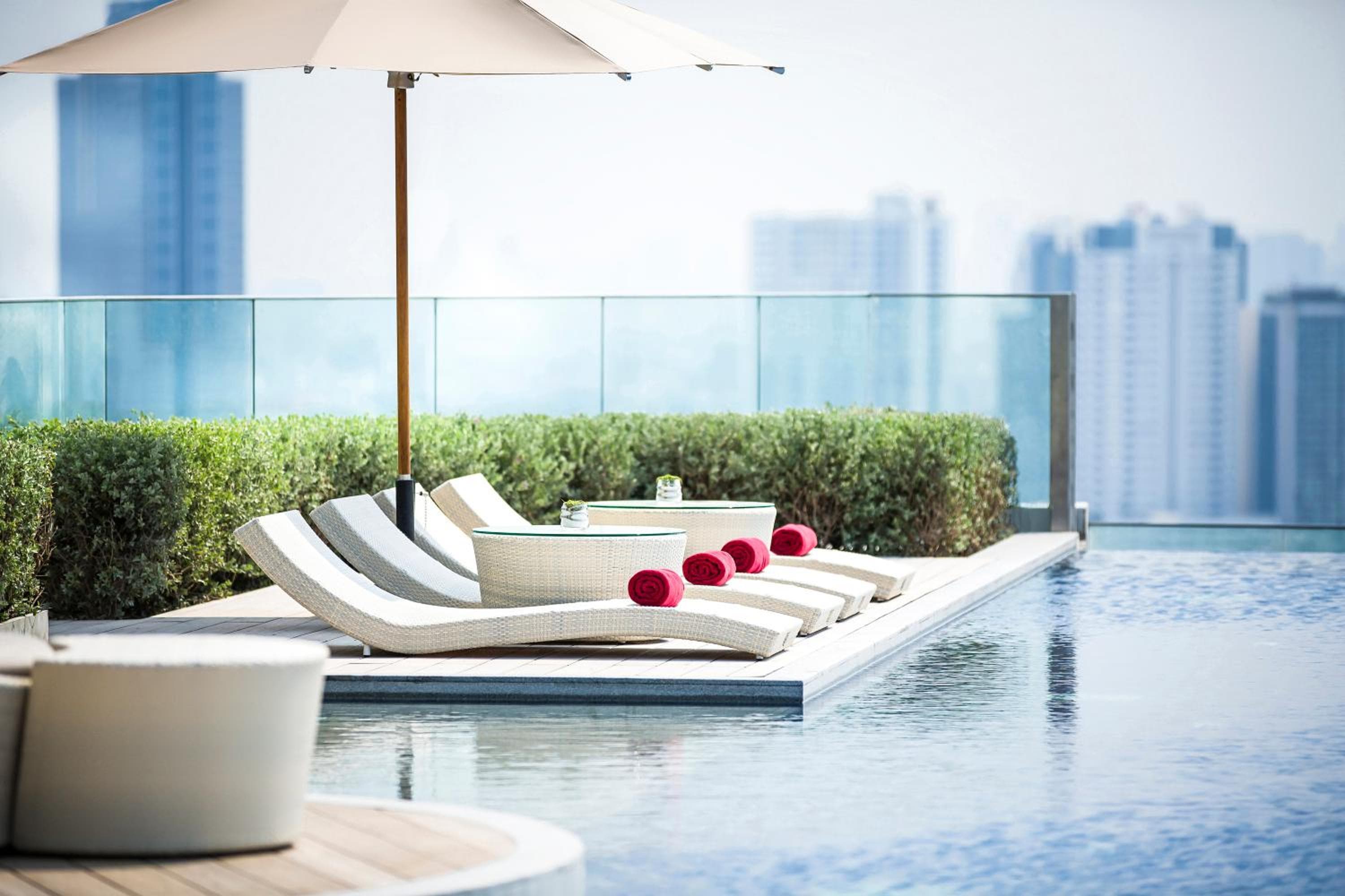 Avani Plus Riverside Bangkok Hotel — 8