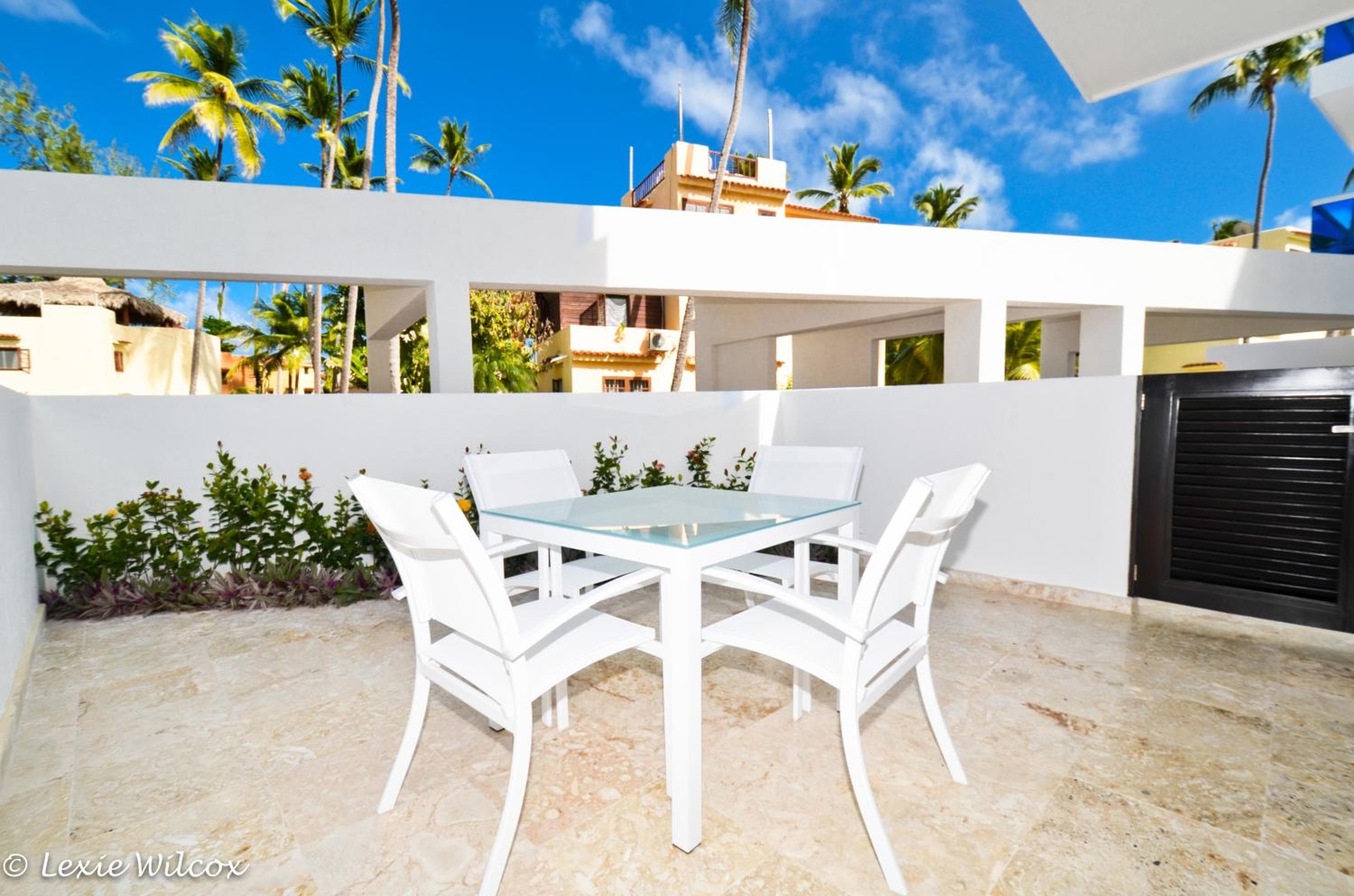 The Sanctuary @ Los Corales — 10