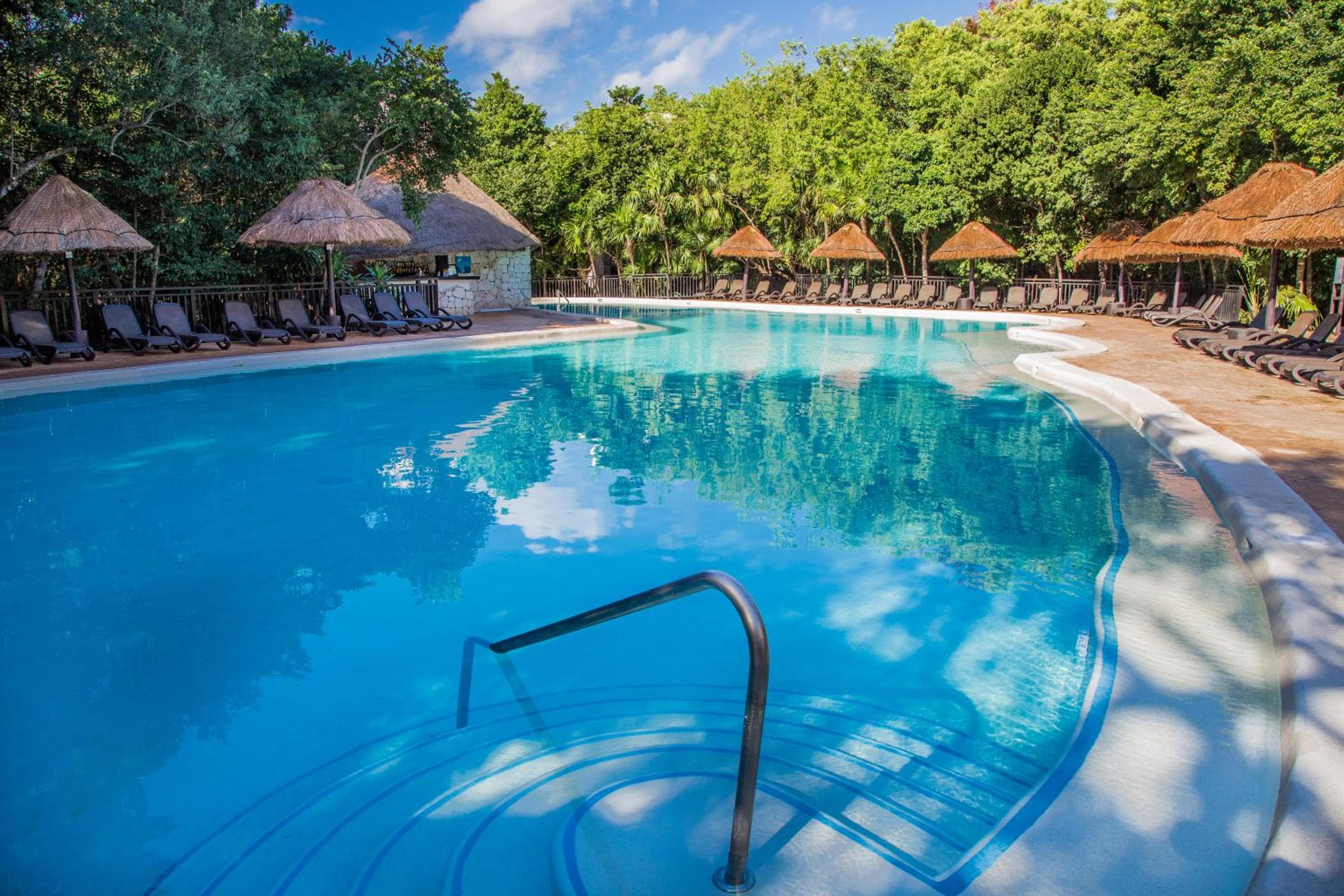Sandos Caracol Nature Resort & Water Park All Inclusive — 16