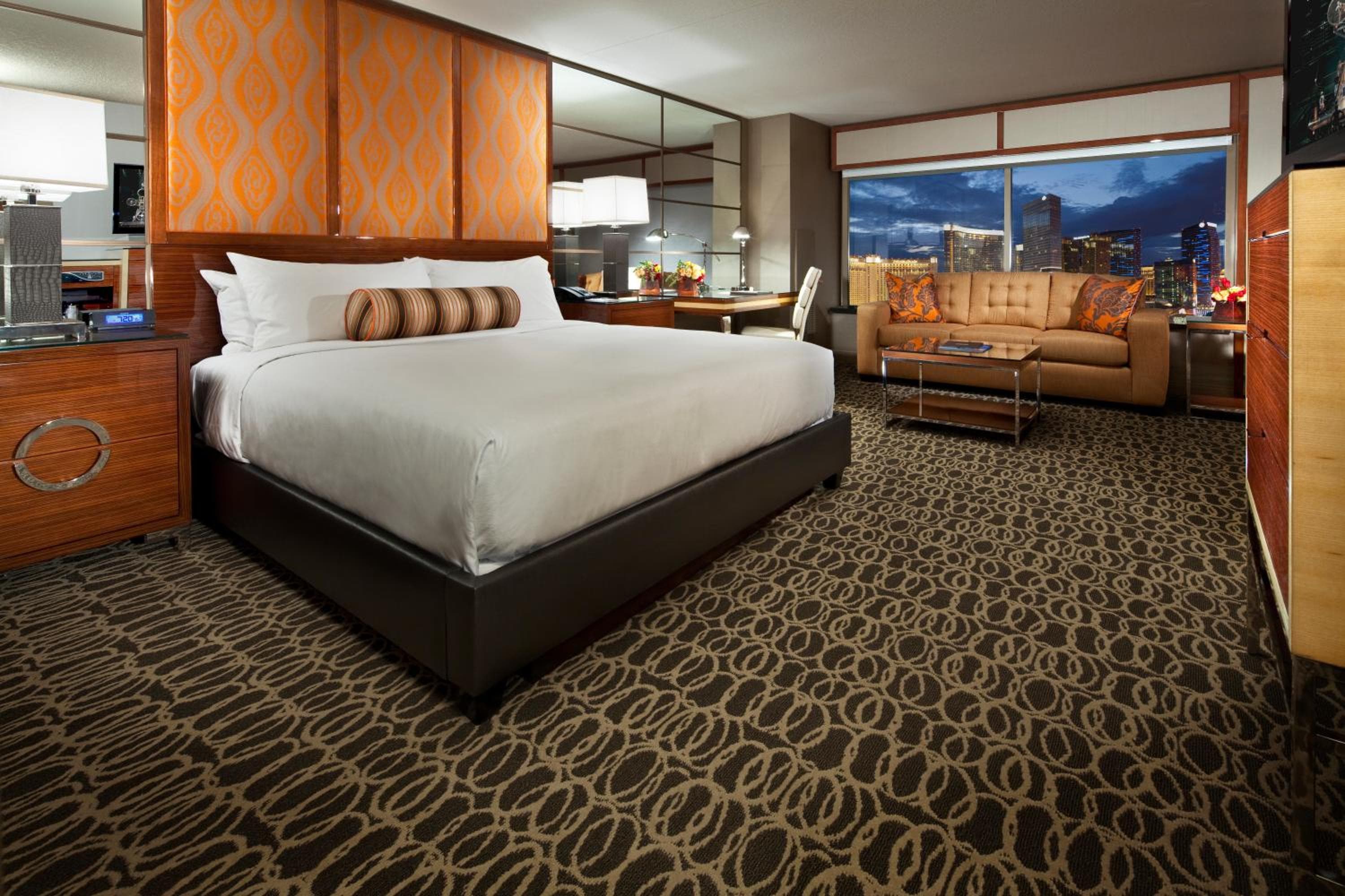 Grand Hotel — 5