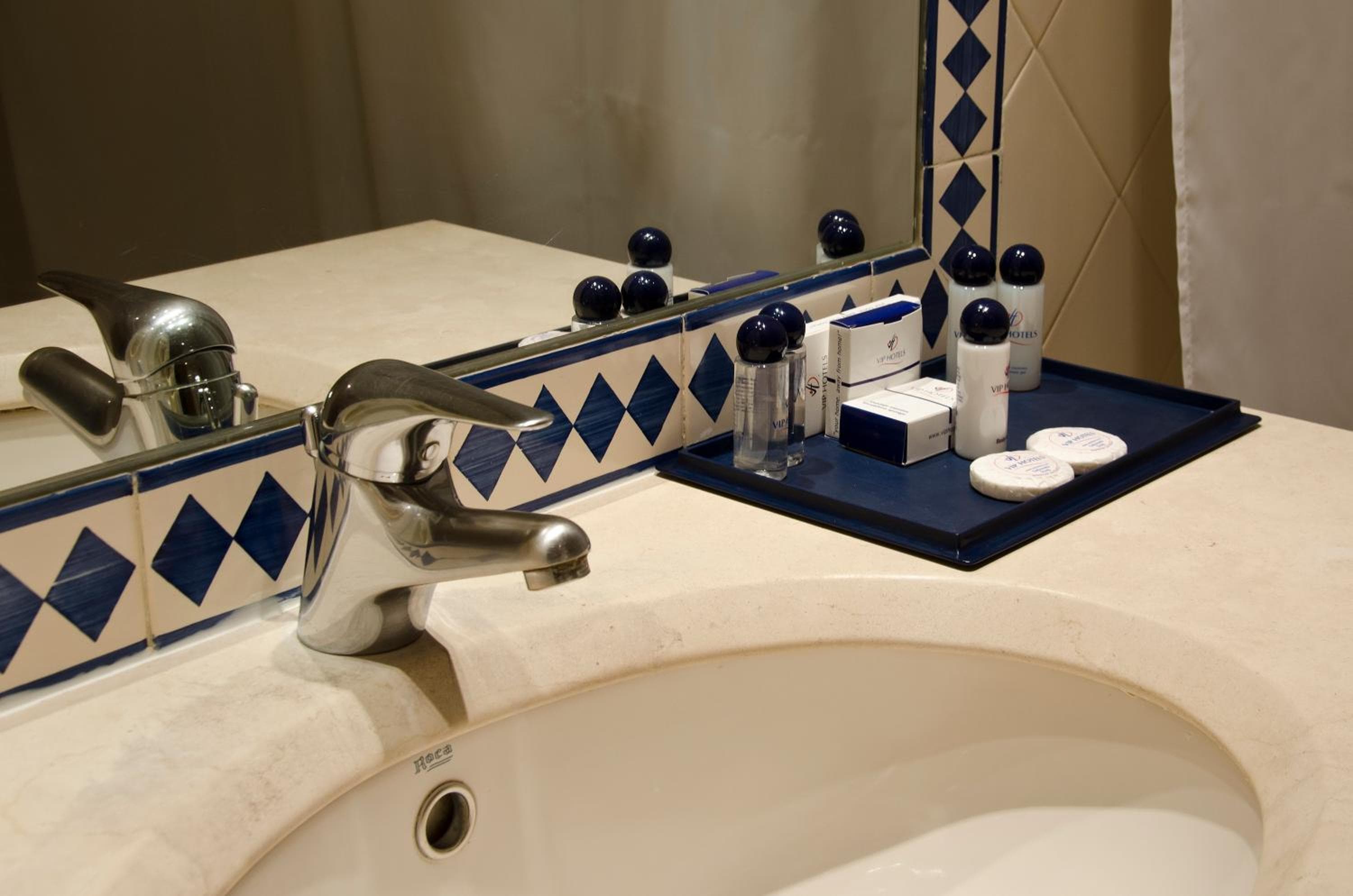 Apartotel VIP Ejecutivo Edén — 22