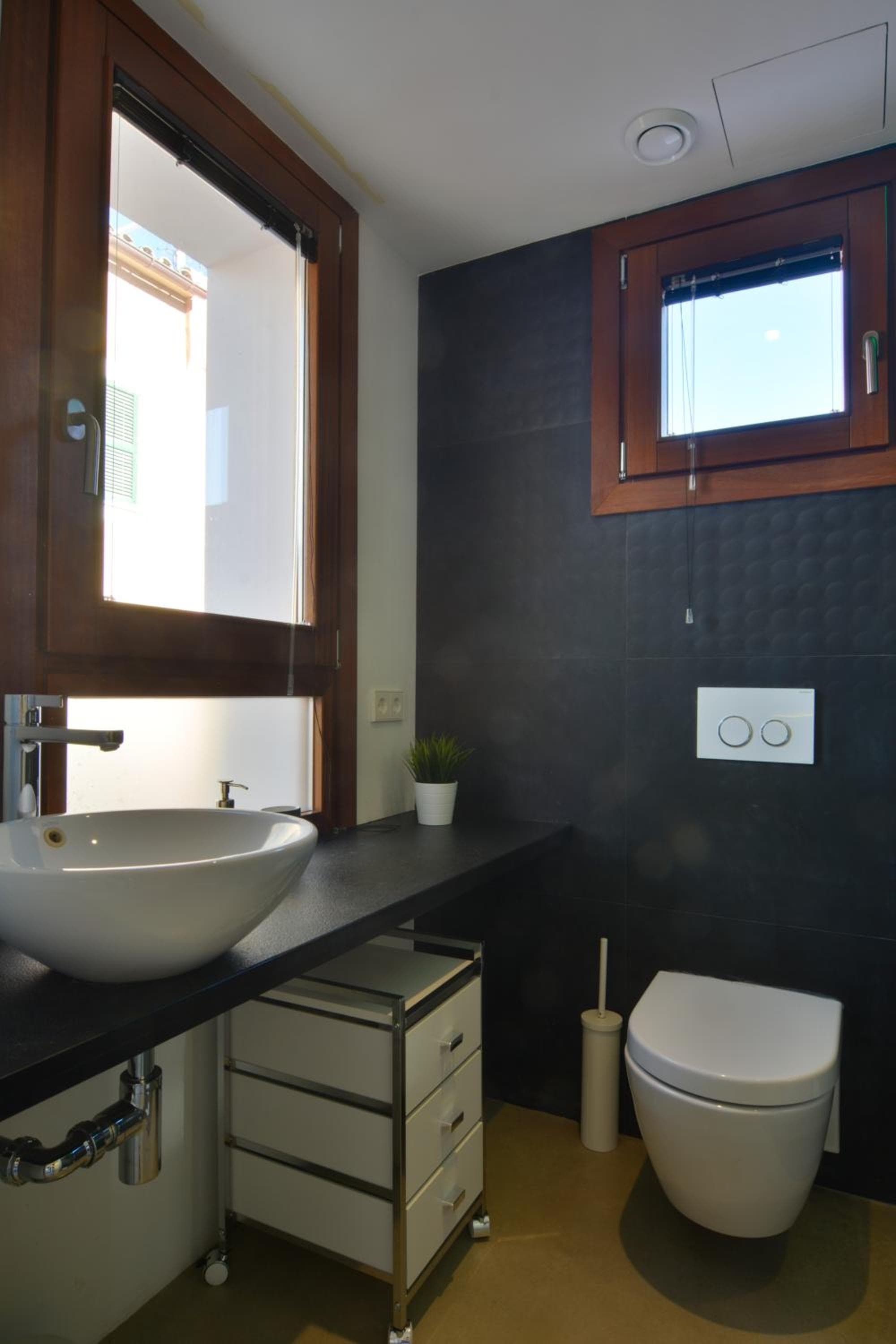 Apartamentos Lonja Suites — 19