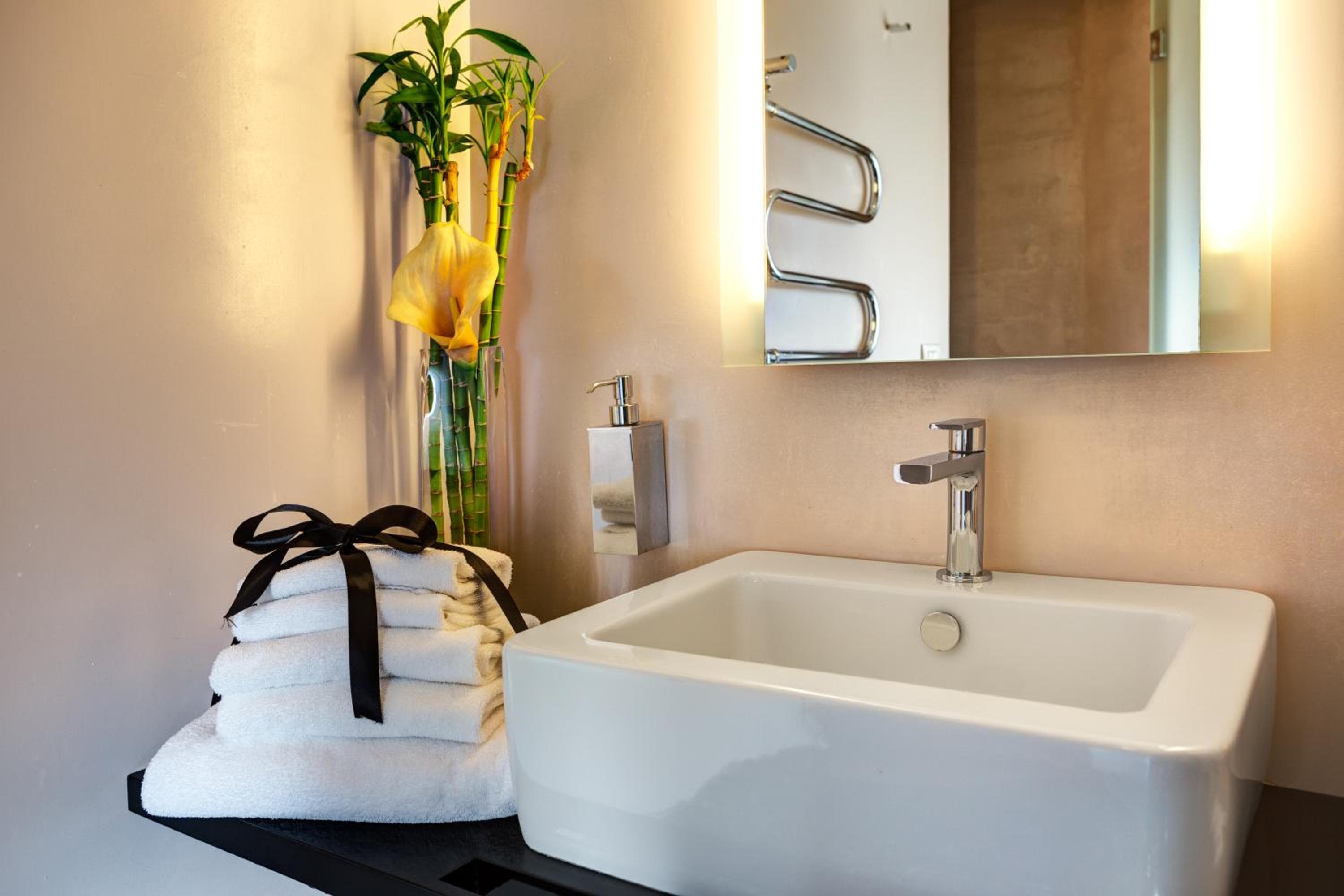 Dharma Luxury Hotel & SPA — 6