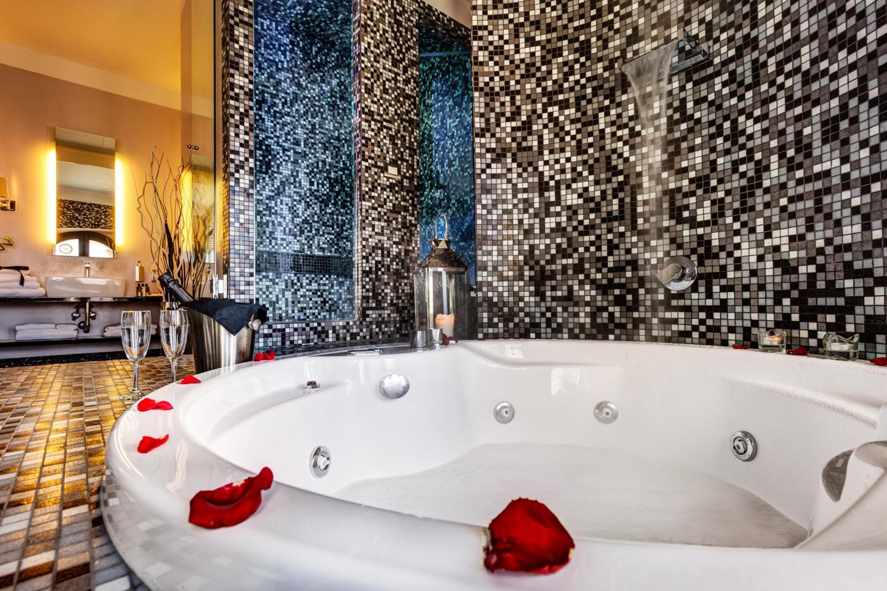 Dharma Luxury Hotel & SPA — 23