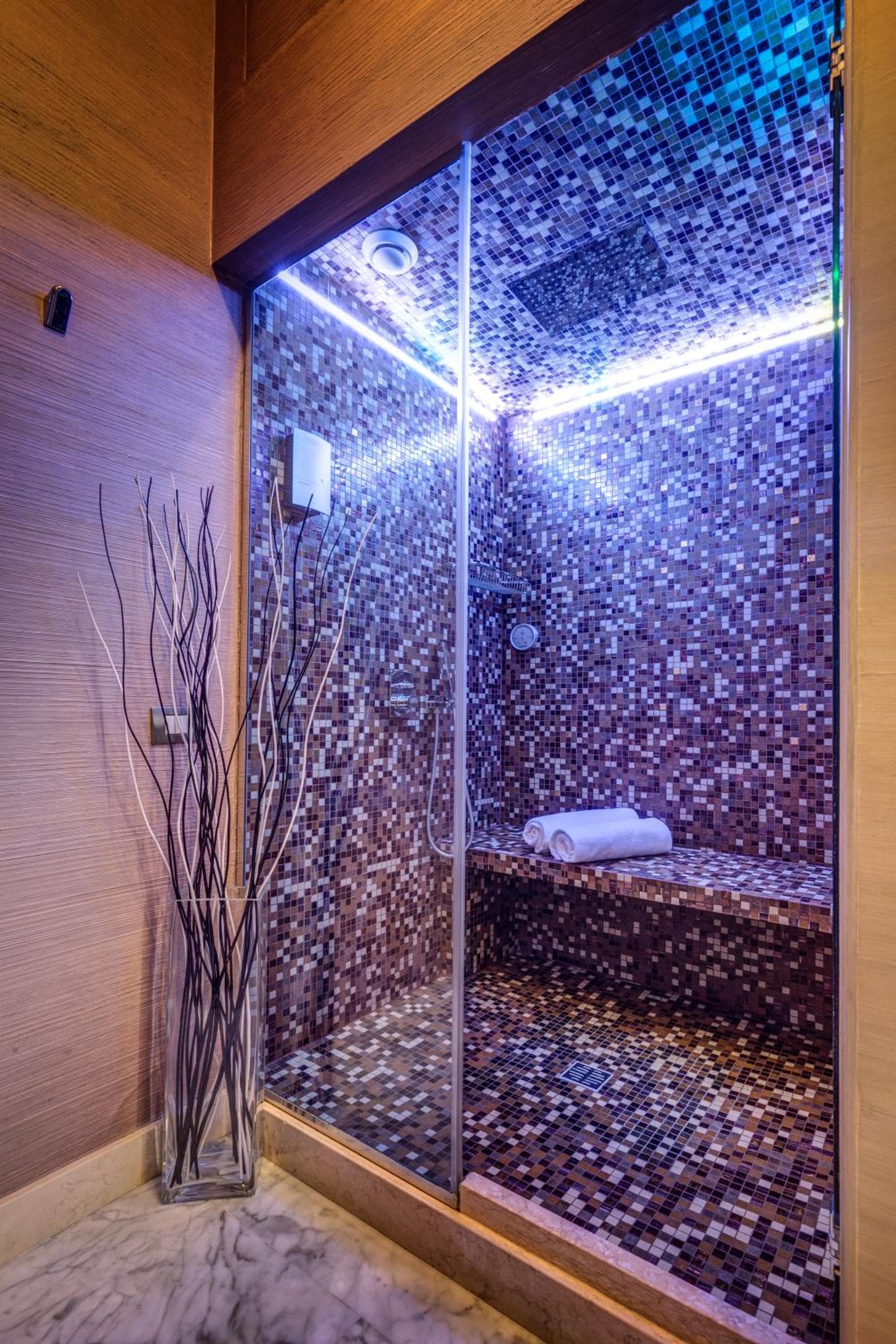 Dharma Luxury Hotel & SPA — 26