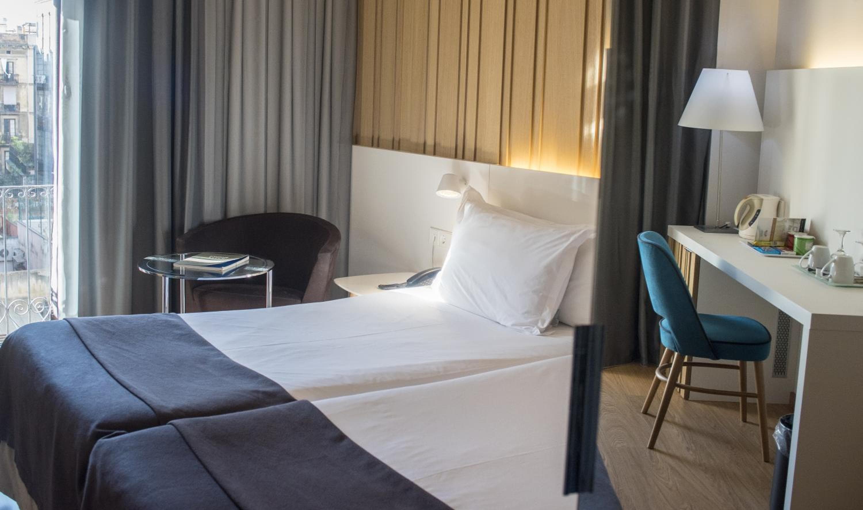 Silken Ramblas — 28