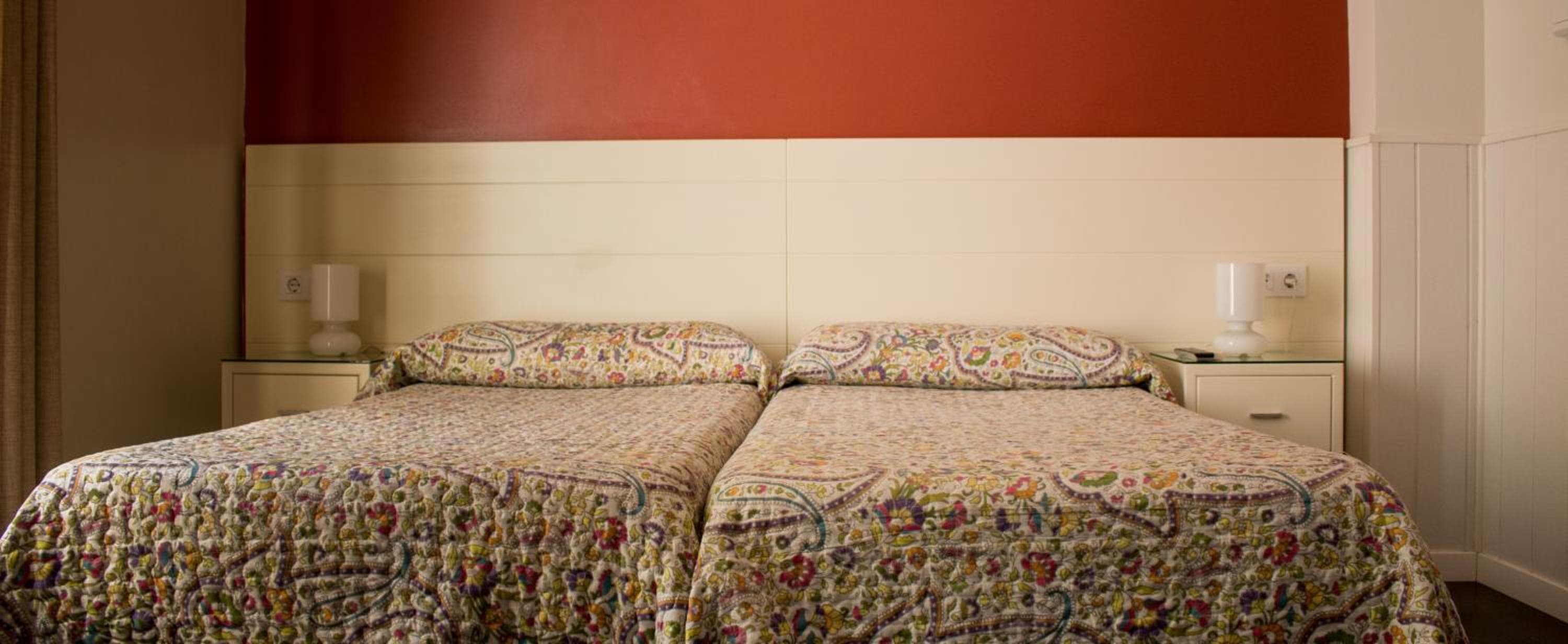 Hostal San Vicente II — 2