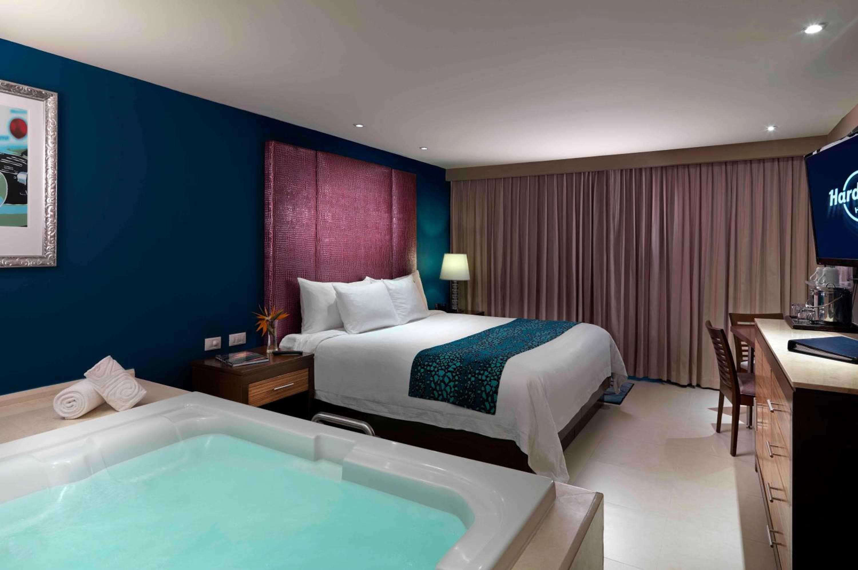 Hard Rock Hotel Cancun - All Inclusive — 11