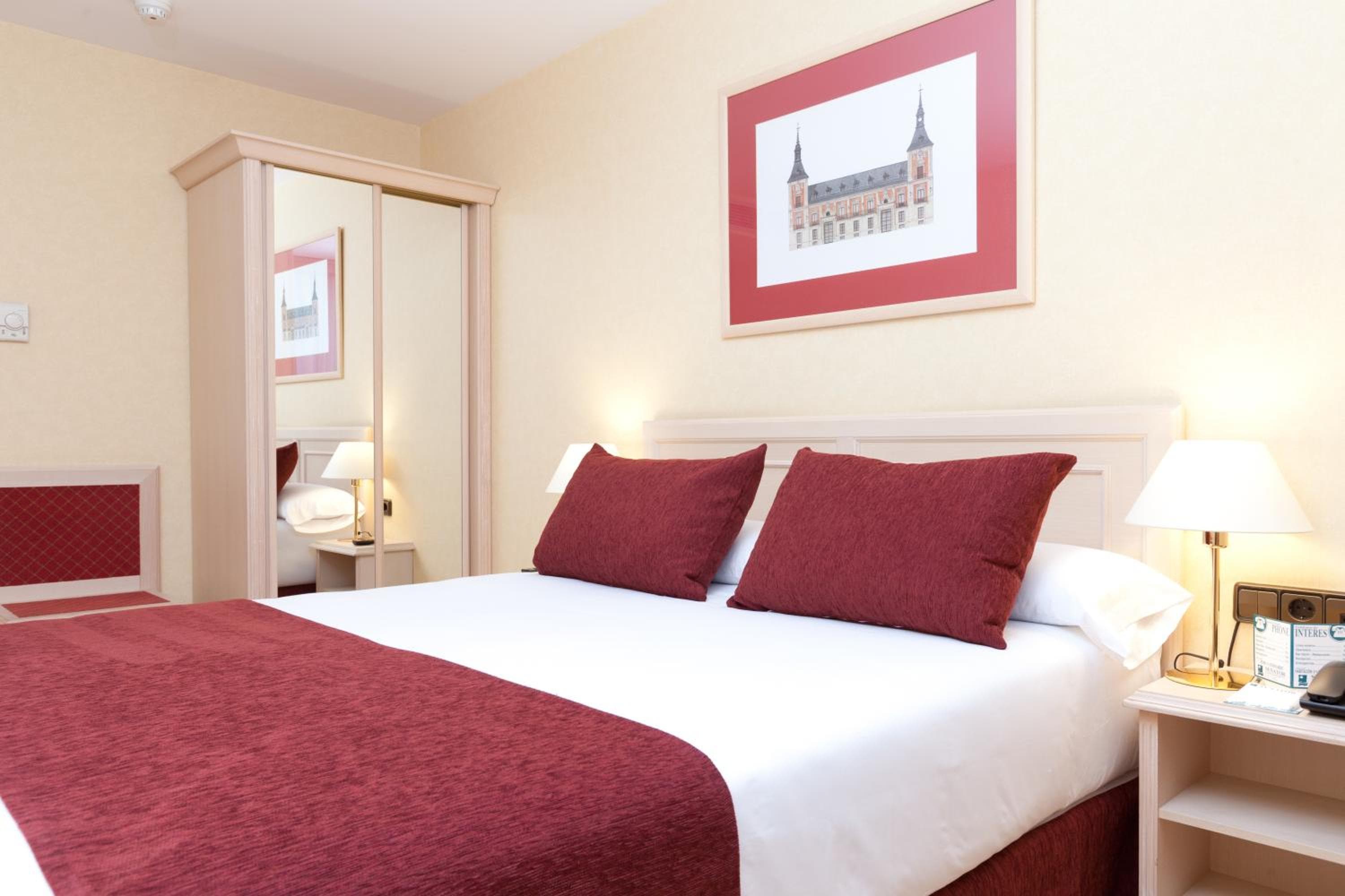 BYPILLOW Castellana — 21