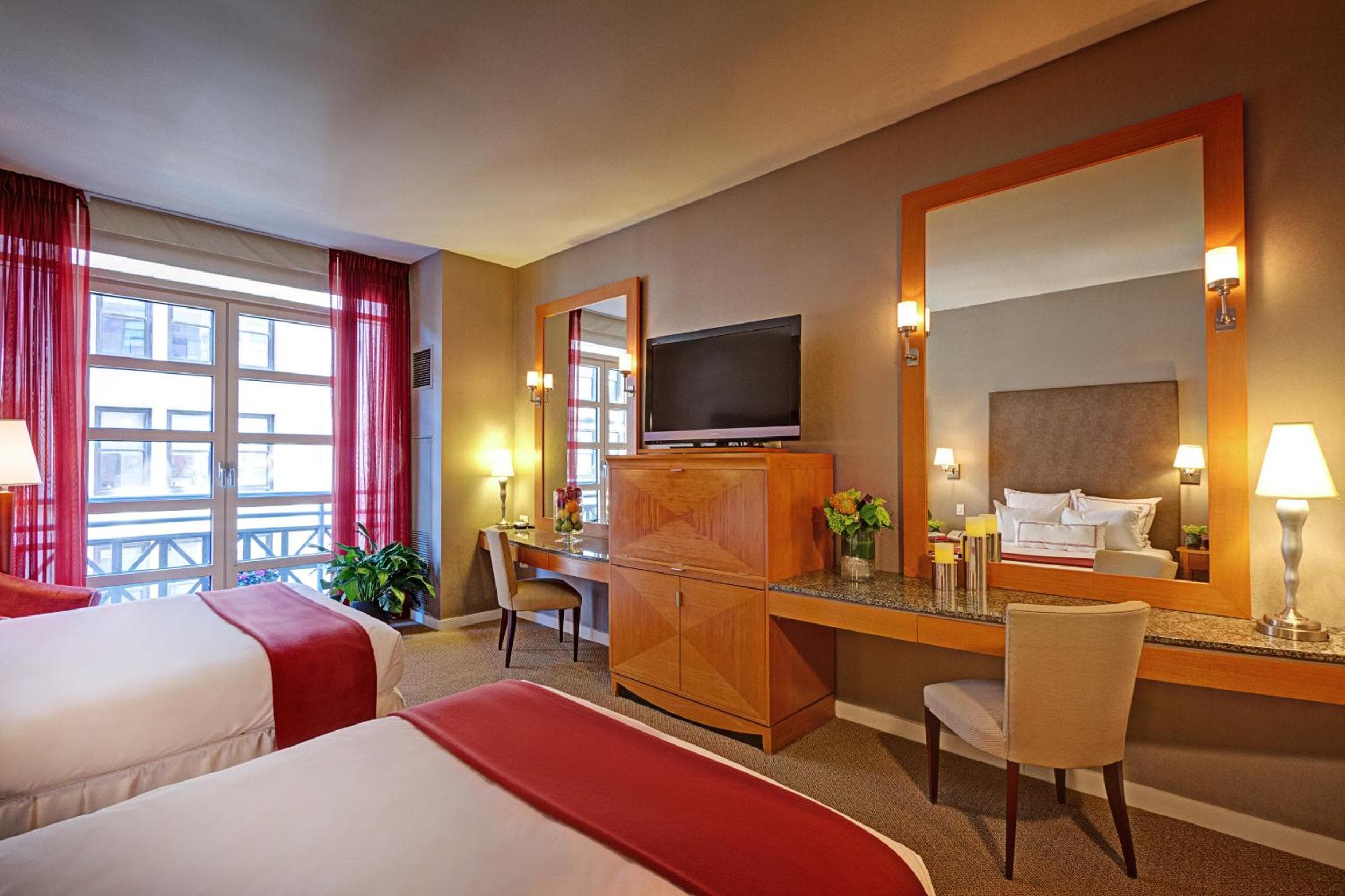 Hotel Giraffe by Library Hotel Collection — 8