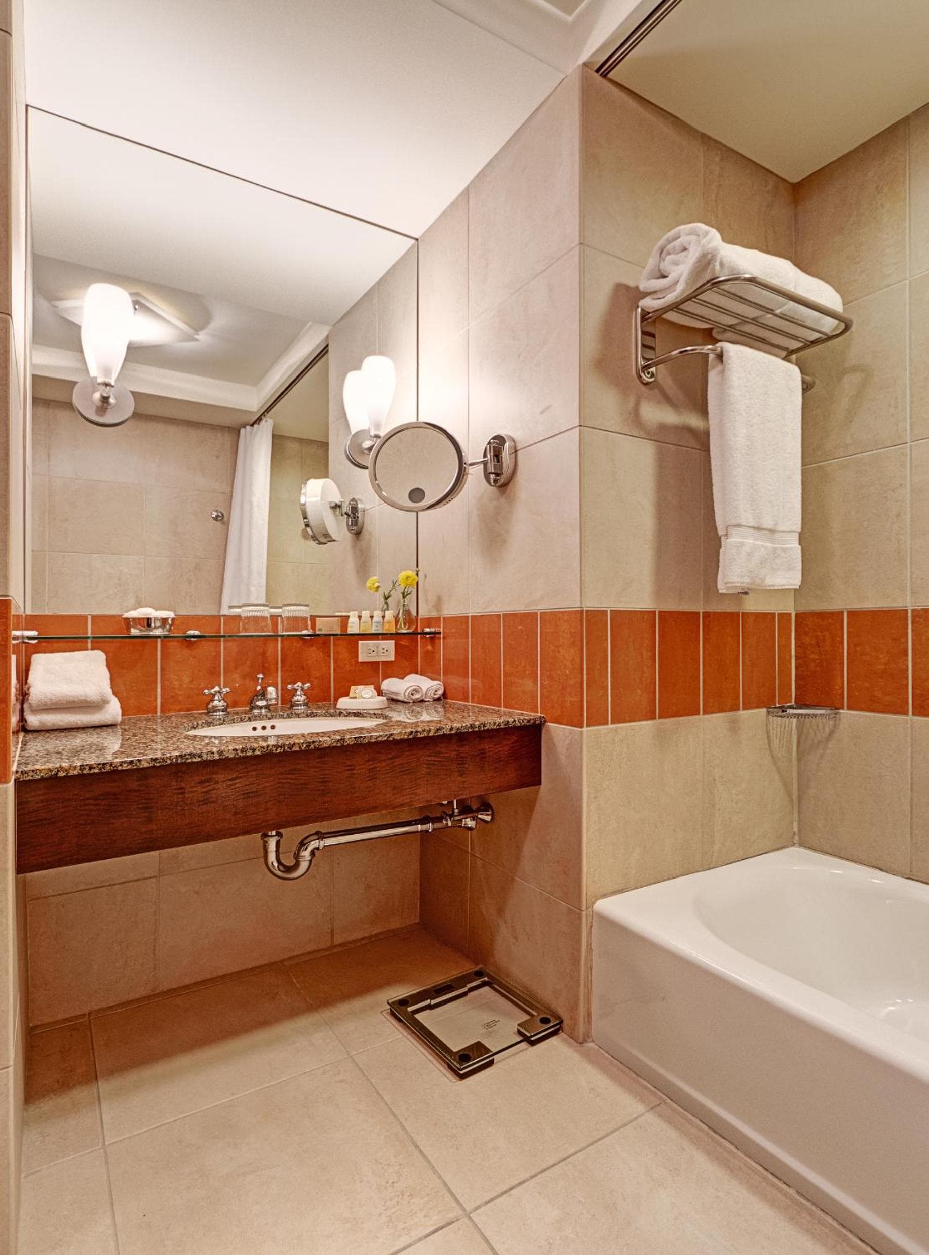 Hotel Giraffe di Library Hotel Collection — 23