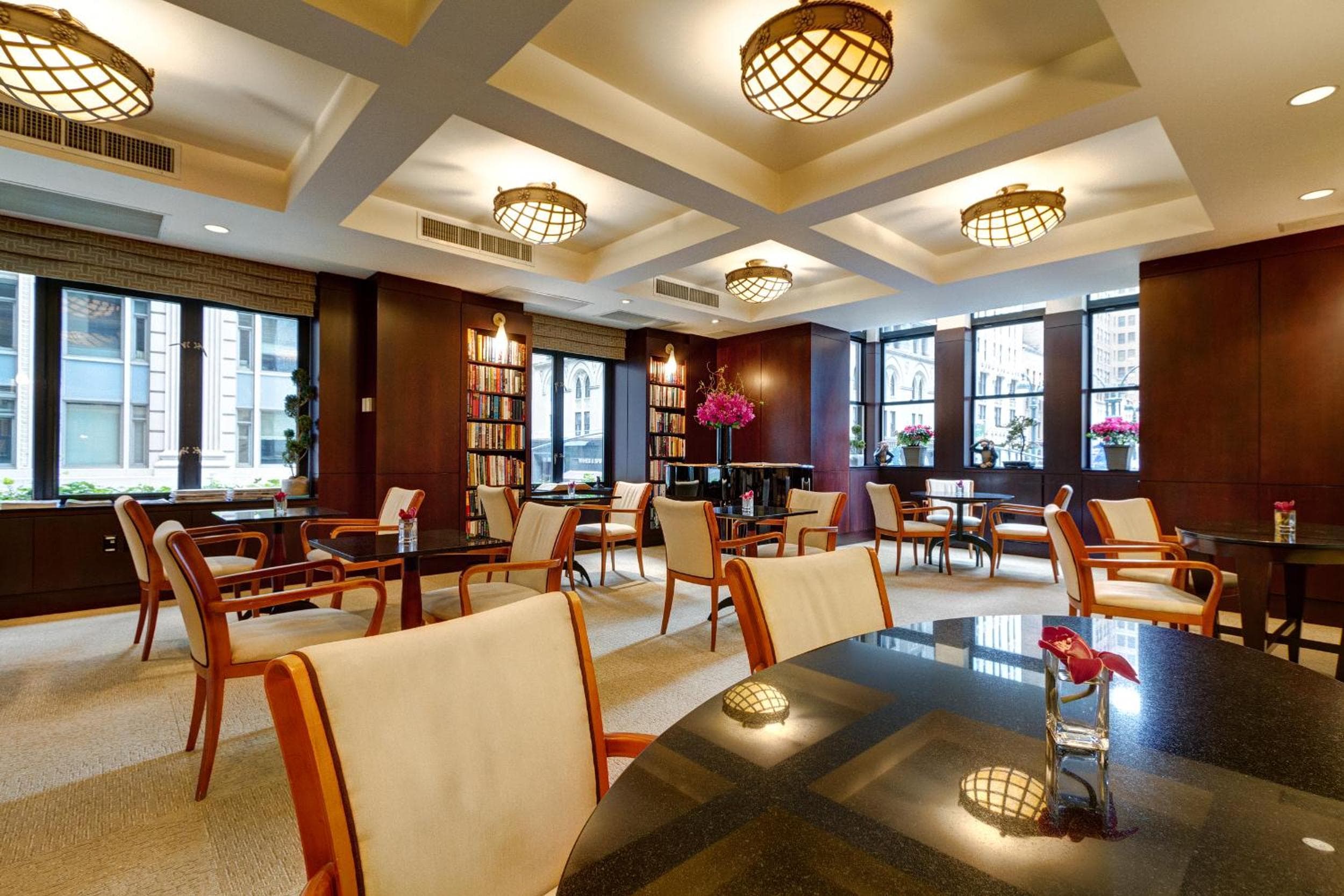 Biblioteca Hotel por Biblioteca Hotel Colección — 22