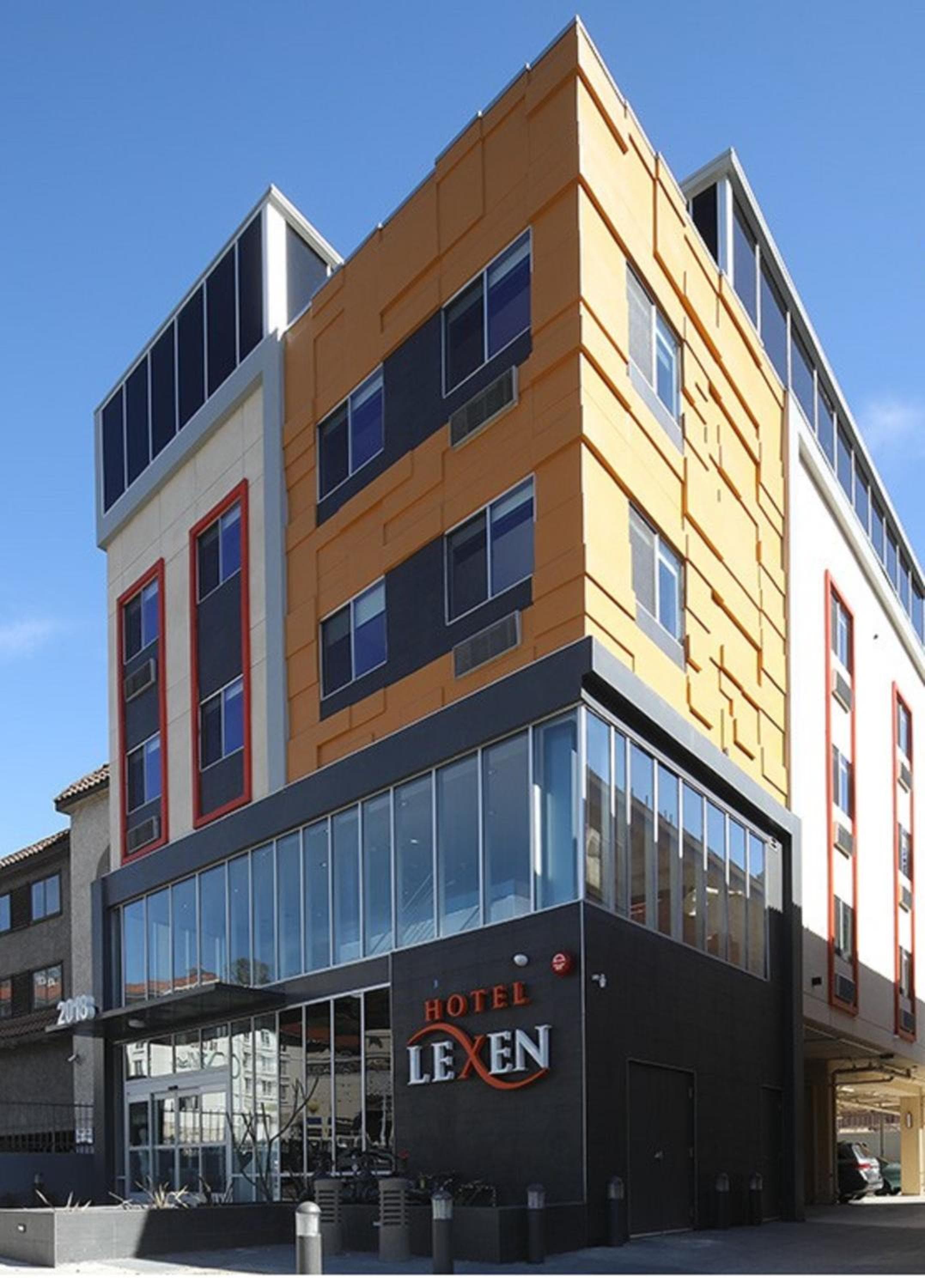 Lexen Hotel - Hollywood Walk of Fame-Universal Studios — 1