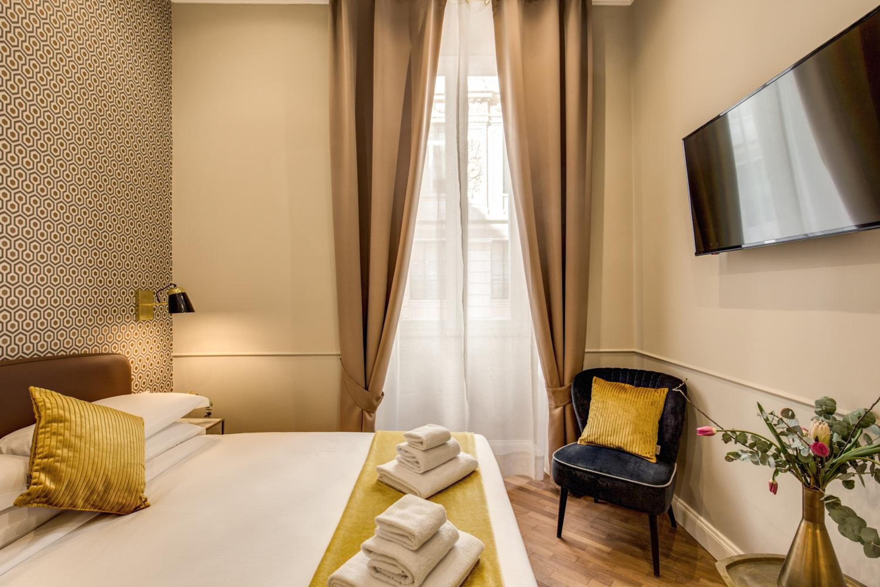 Charme Spagna Boutique Hotel — 3