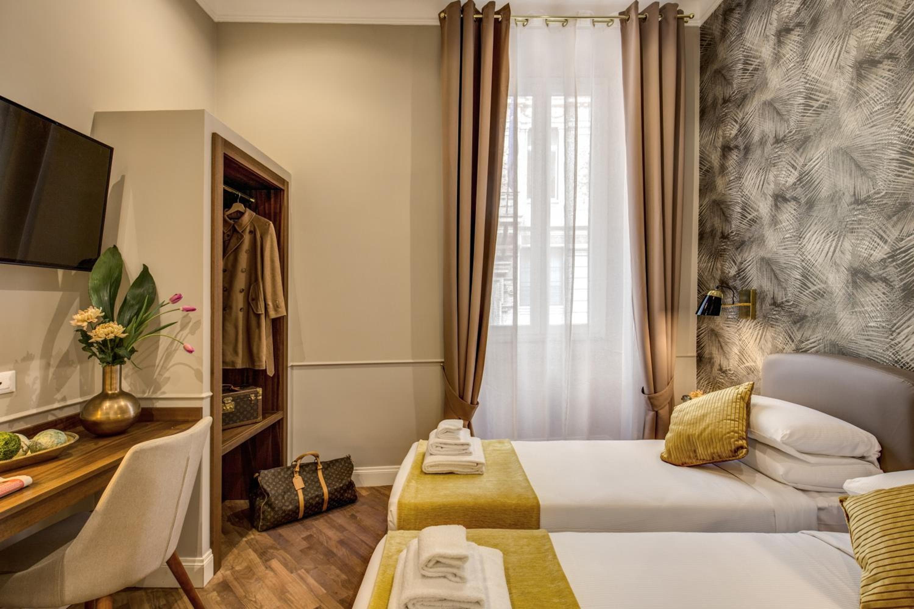 Charme Spagna Boutique Hotel — 6