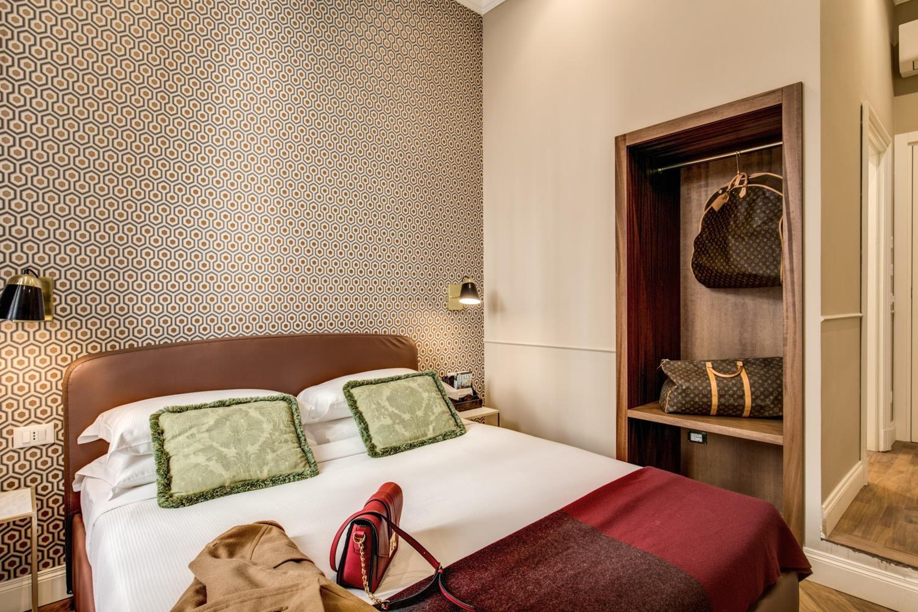 Charme Spagna Boutique Hotel — 12